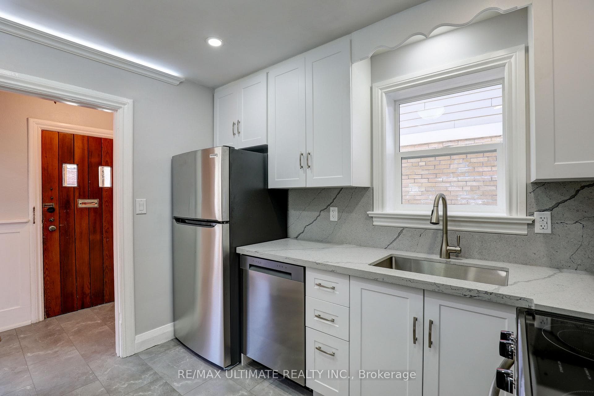 234 Floyd Avenue photo 7