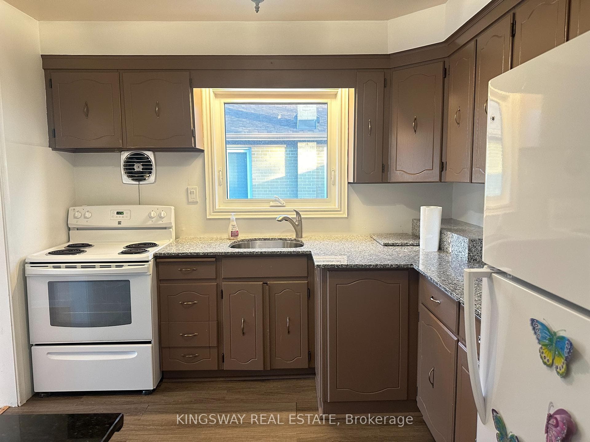 20 Margrath Place Unit Main photo 15