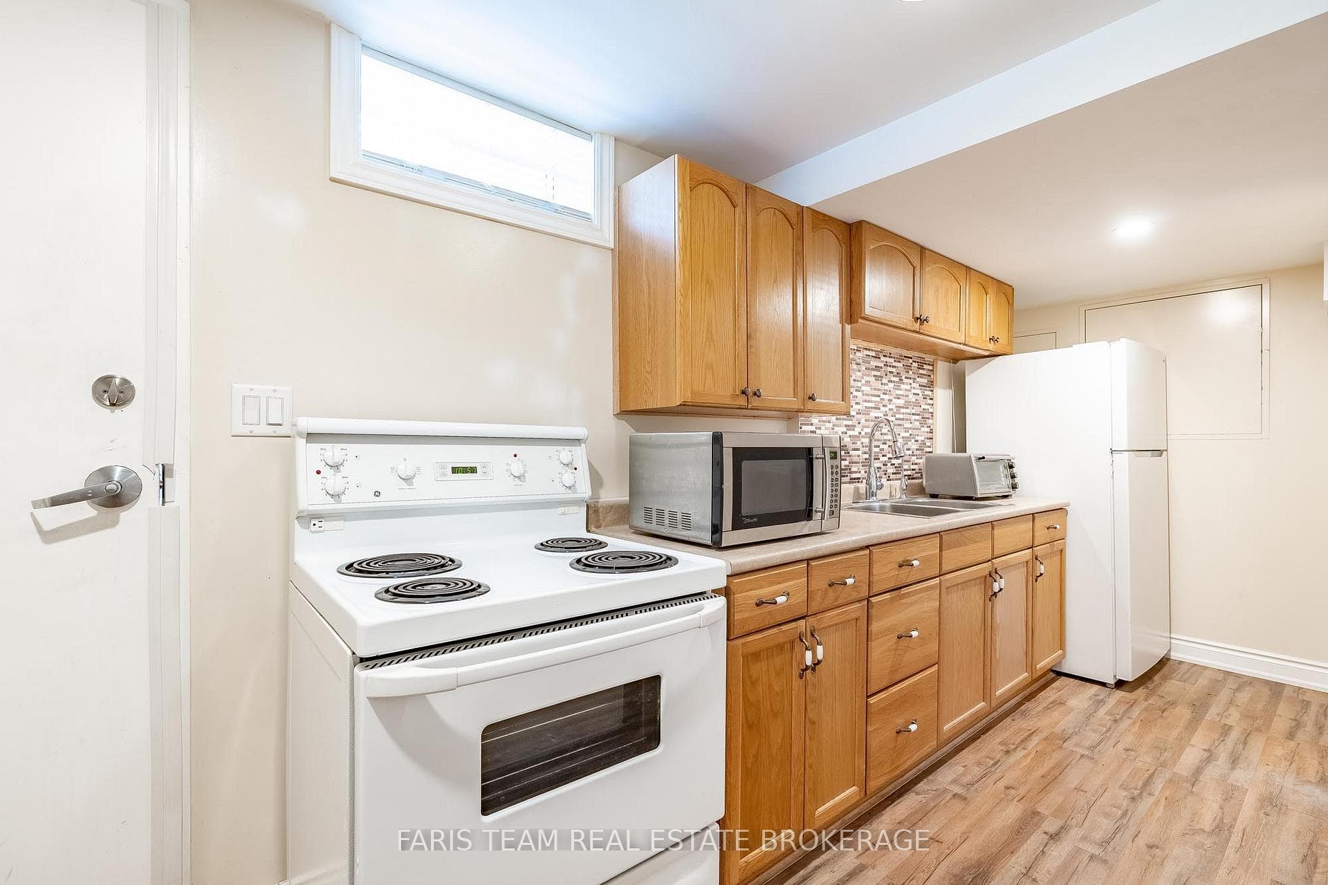24 Shortreed Court photo 21