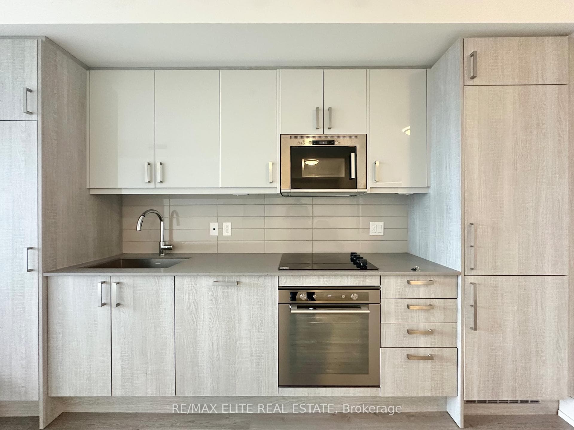 77 Mutual Street Unit 2410 photo 6