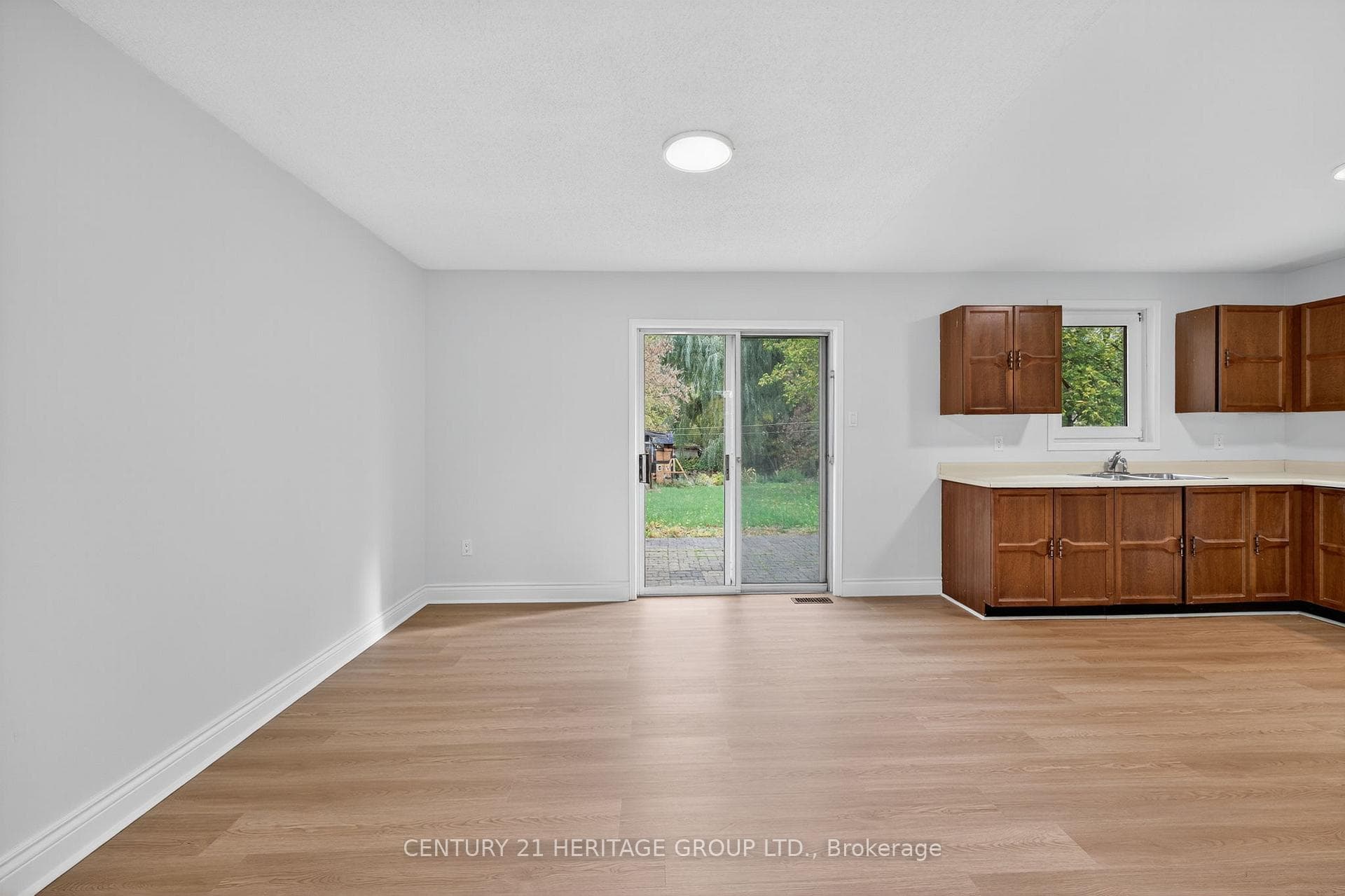 1087 County Rd 42 N/A photo 12