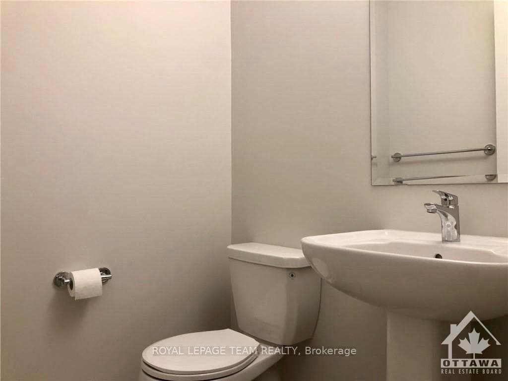 53 FINSBURY Avenue photo 10