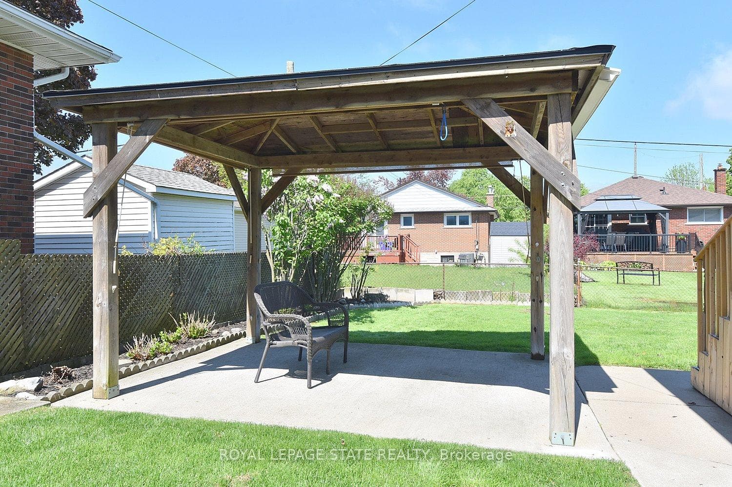 10 Alderney Avenue photo 38