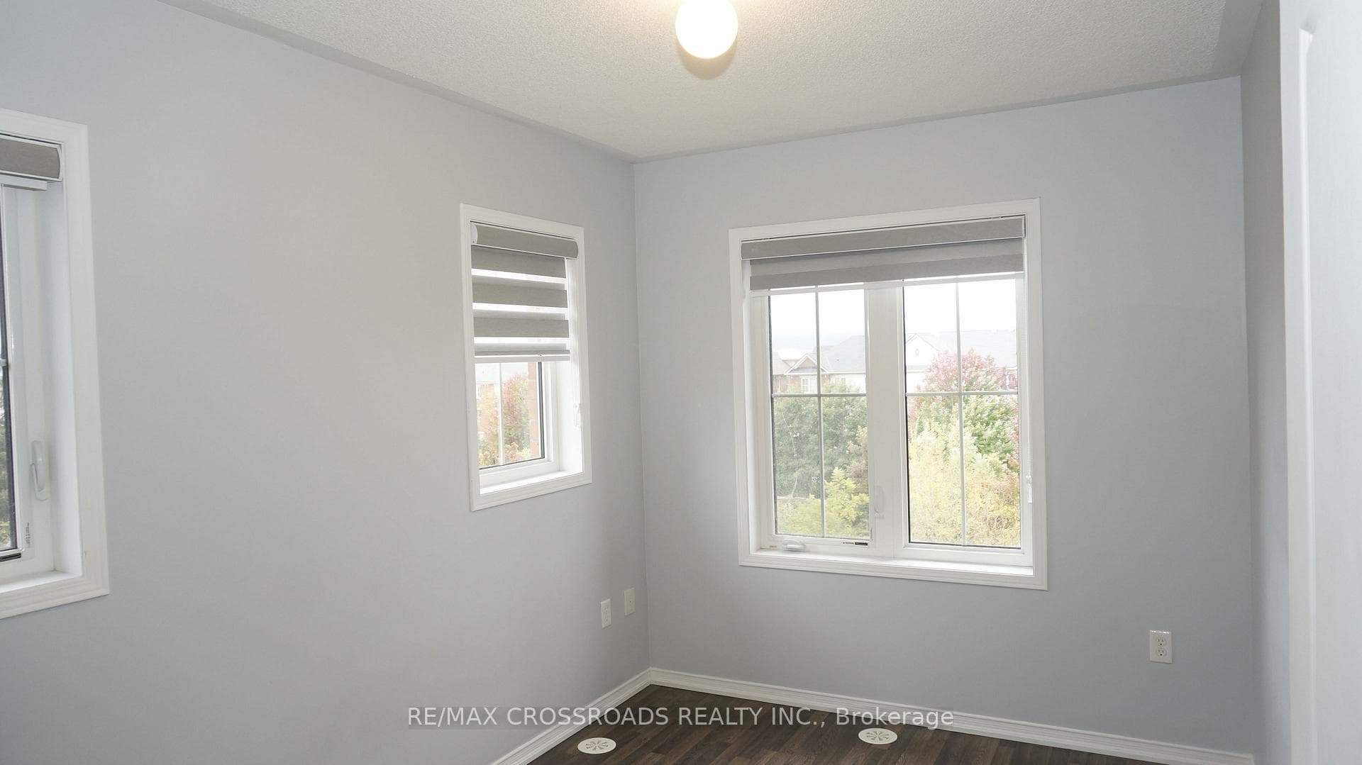 2496 Post Road Unit 16 photo 11