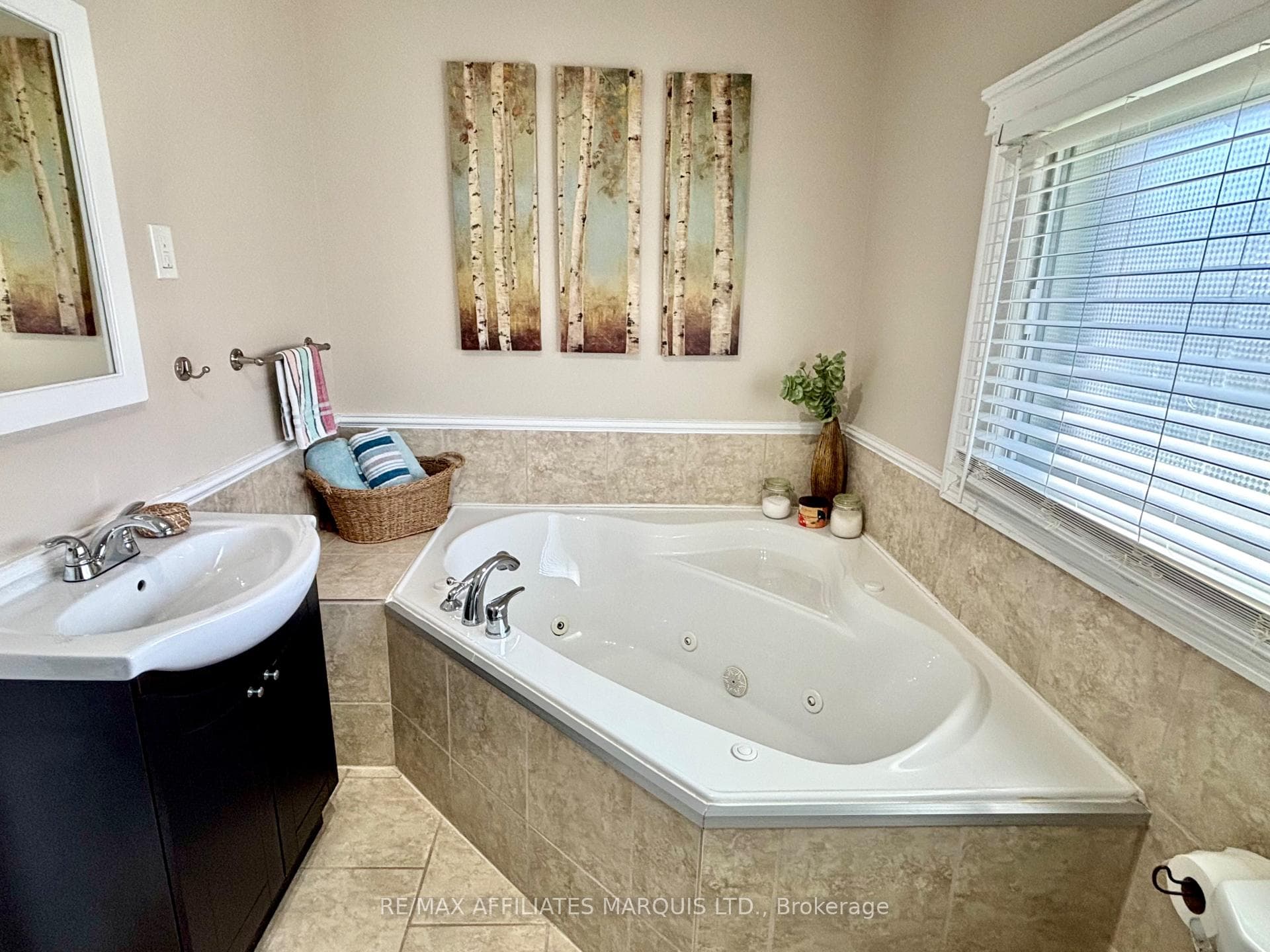 4 Seymour Avenue photo 20