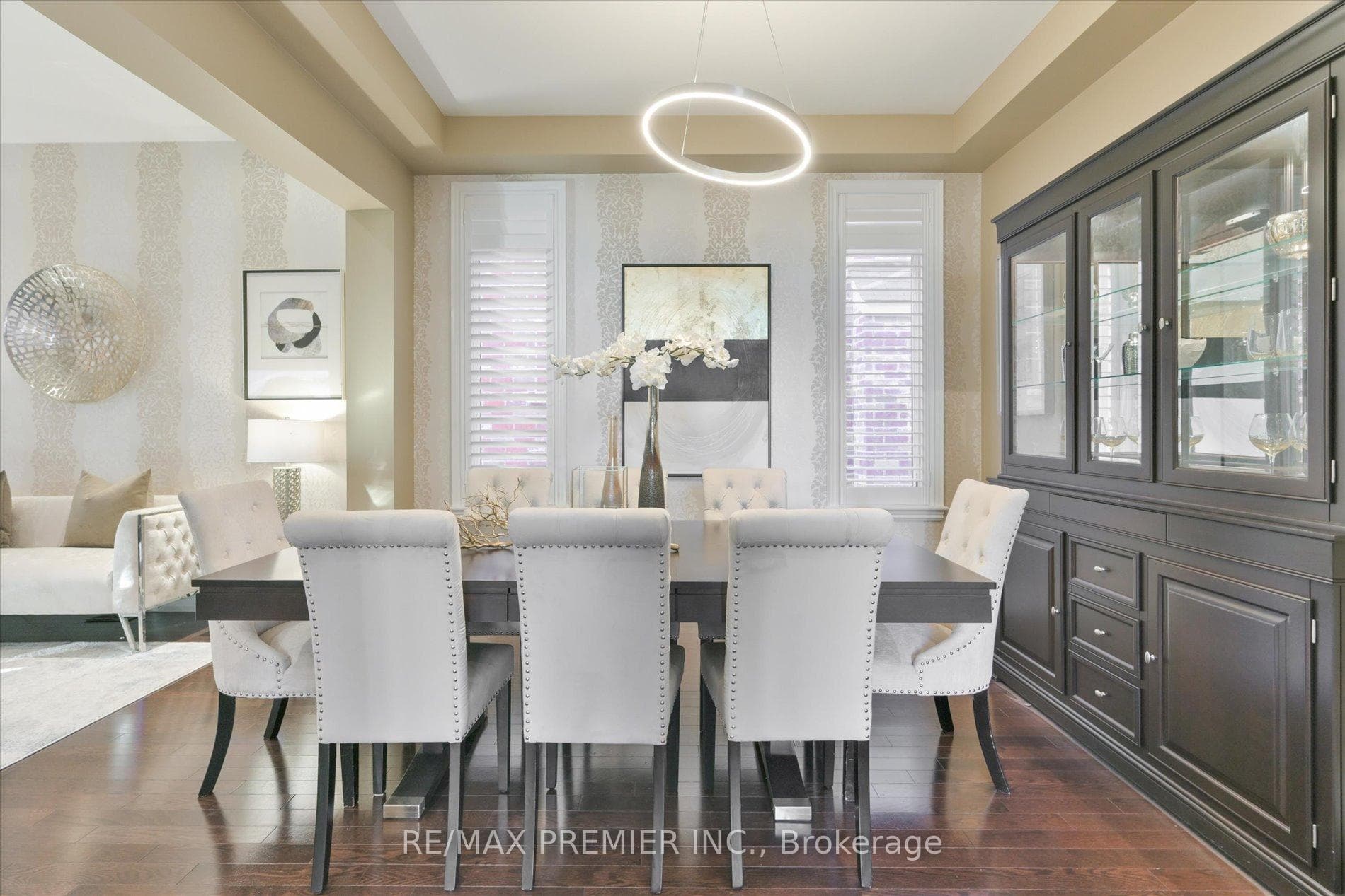 83 Heintzman Crescent photo 6