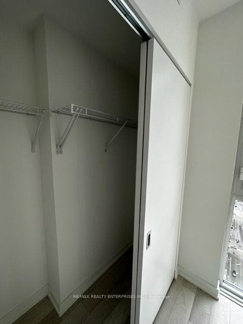 357 King Street Unit 3003 photo 17