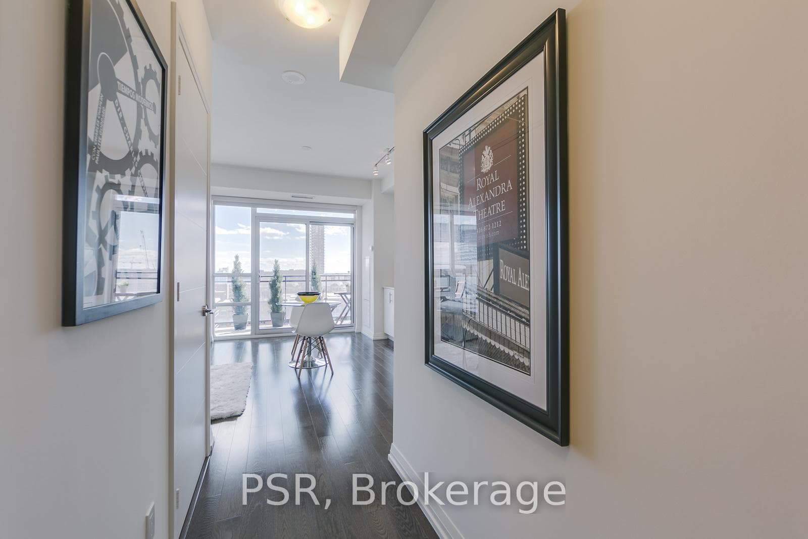 460 Adelaide Street Unit 1629 photo 5