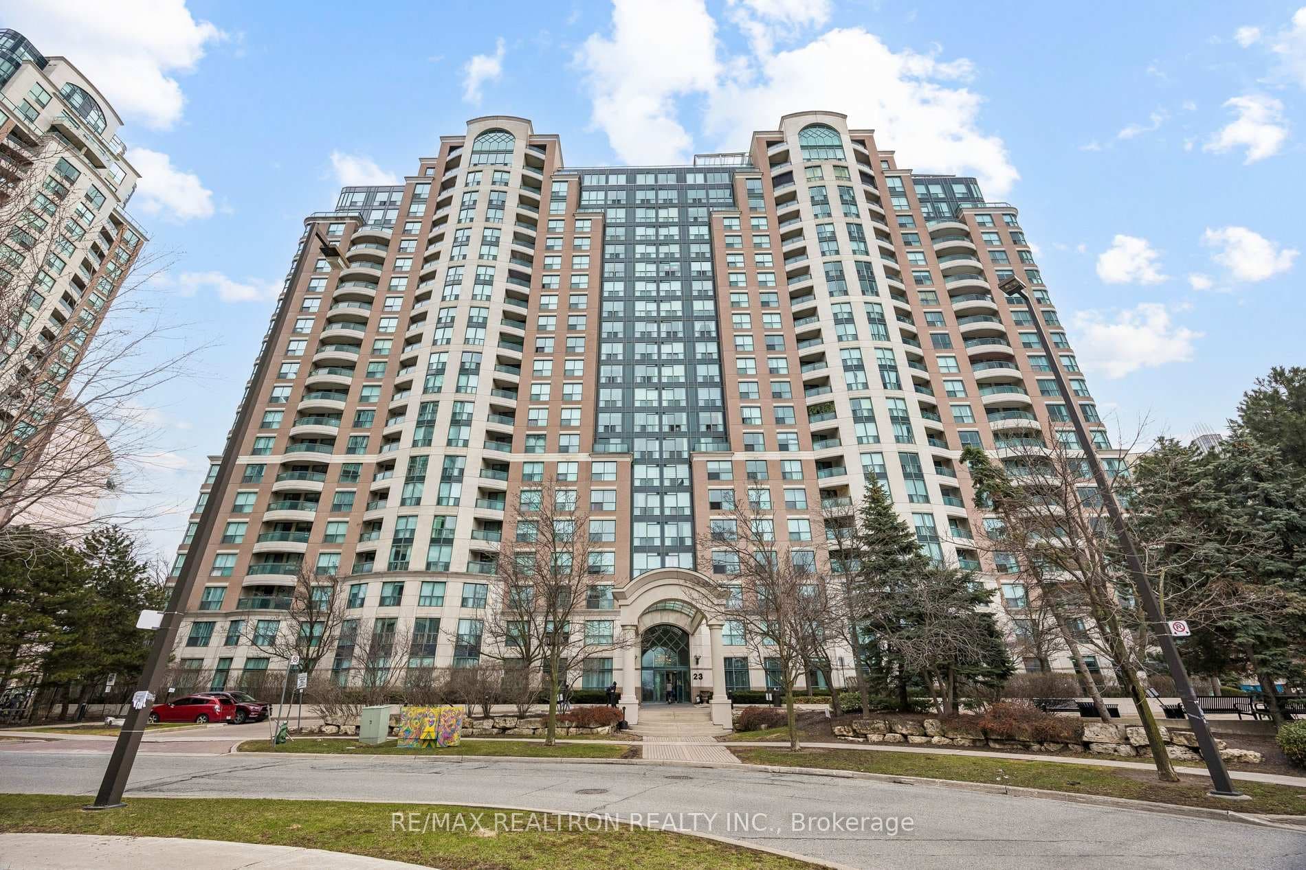 23 Lorraine Drive Unit 1602 photo 1