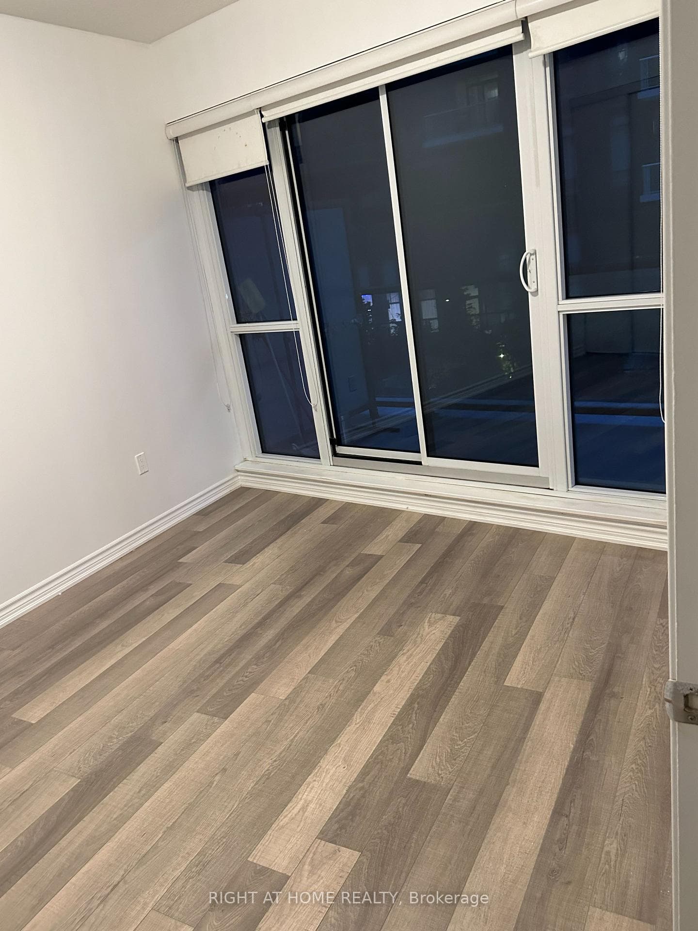 39 ANNIE CRAIG Drive Unit 201 photo 9