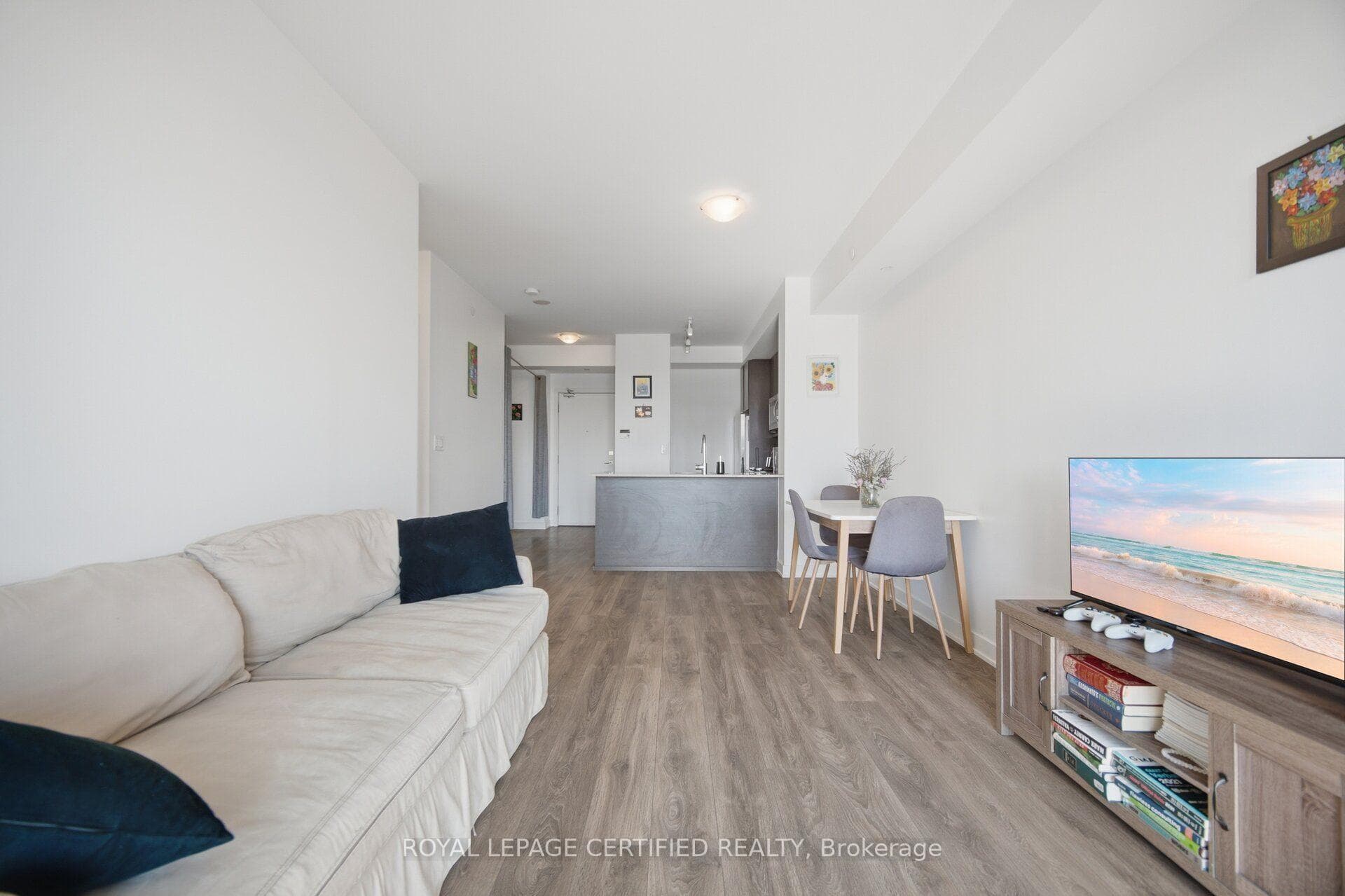 4633 Glen Erin Drive Unit 710 photo 19