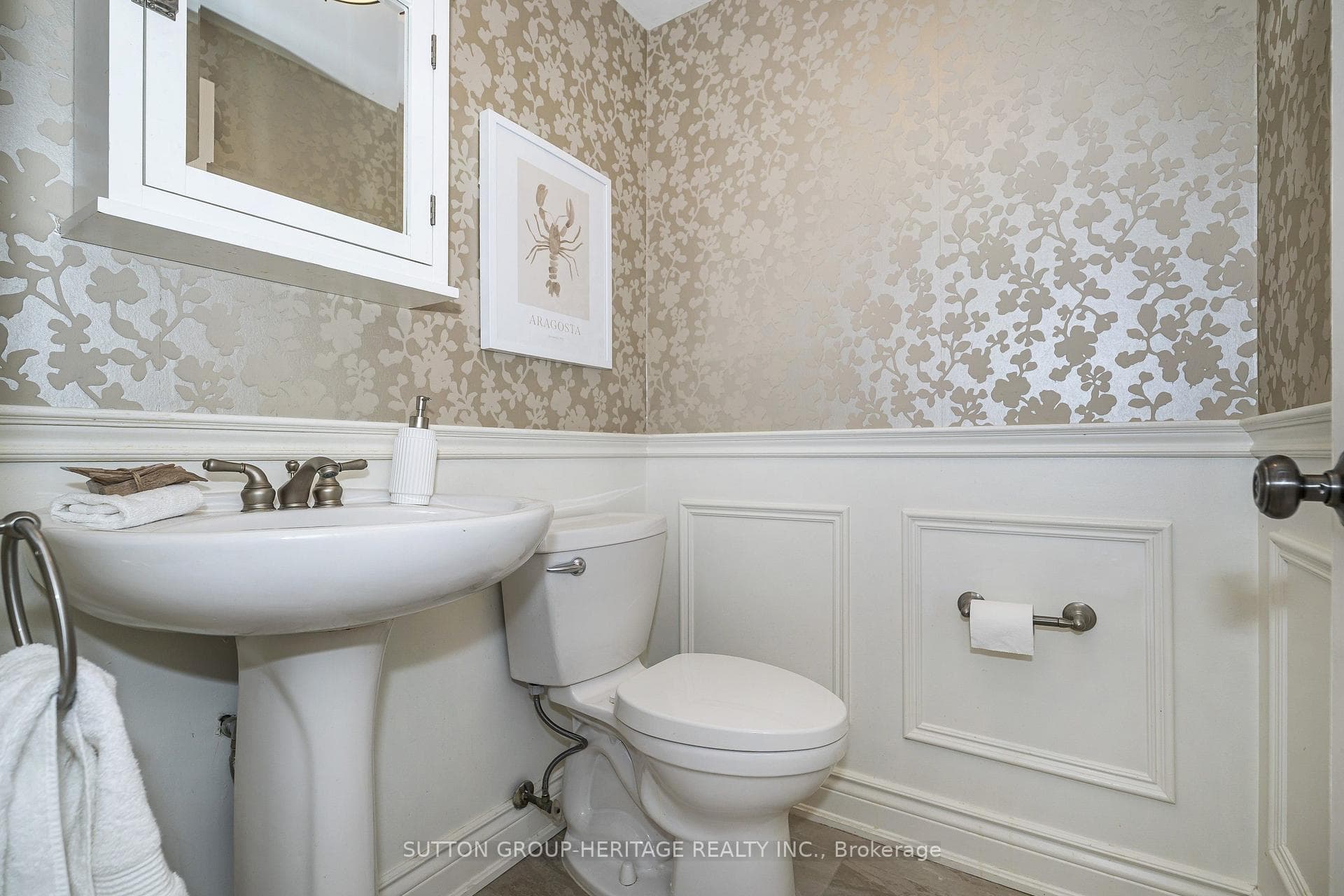 103 Gartshore Drive photo 16