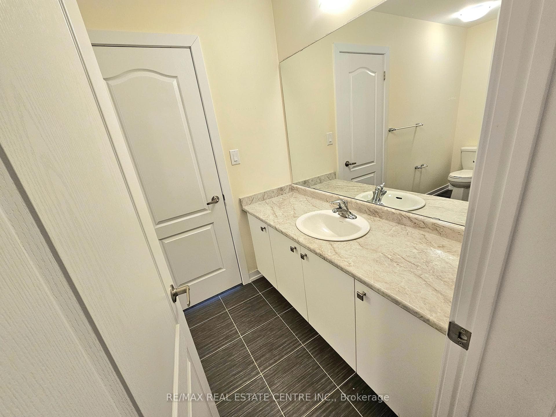 55 Sundin Drive photo 23