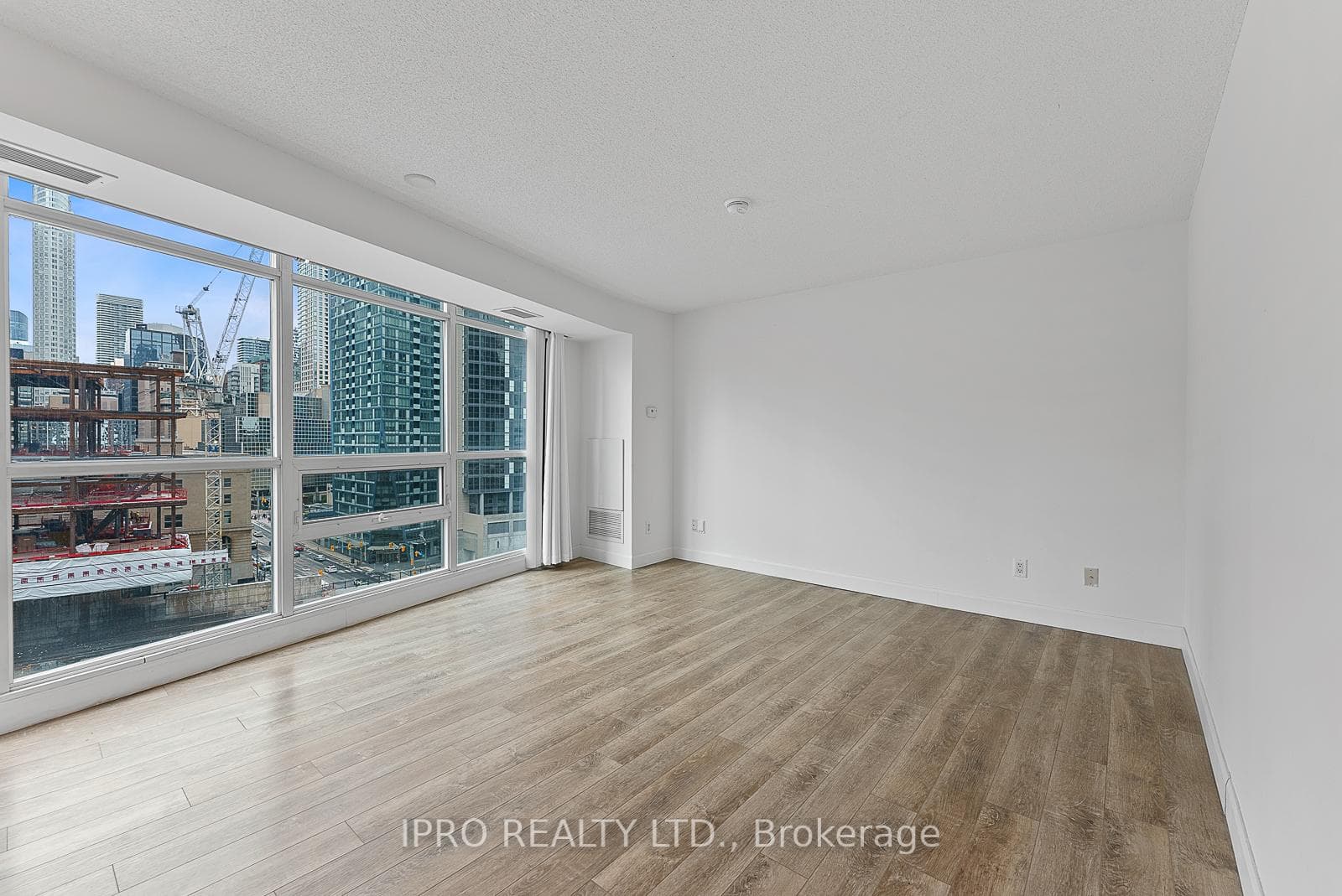 18 Yonge Street Unit 1104 photo 6