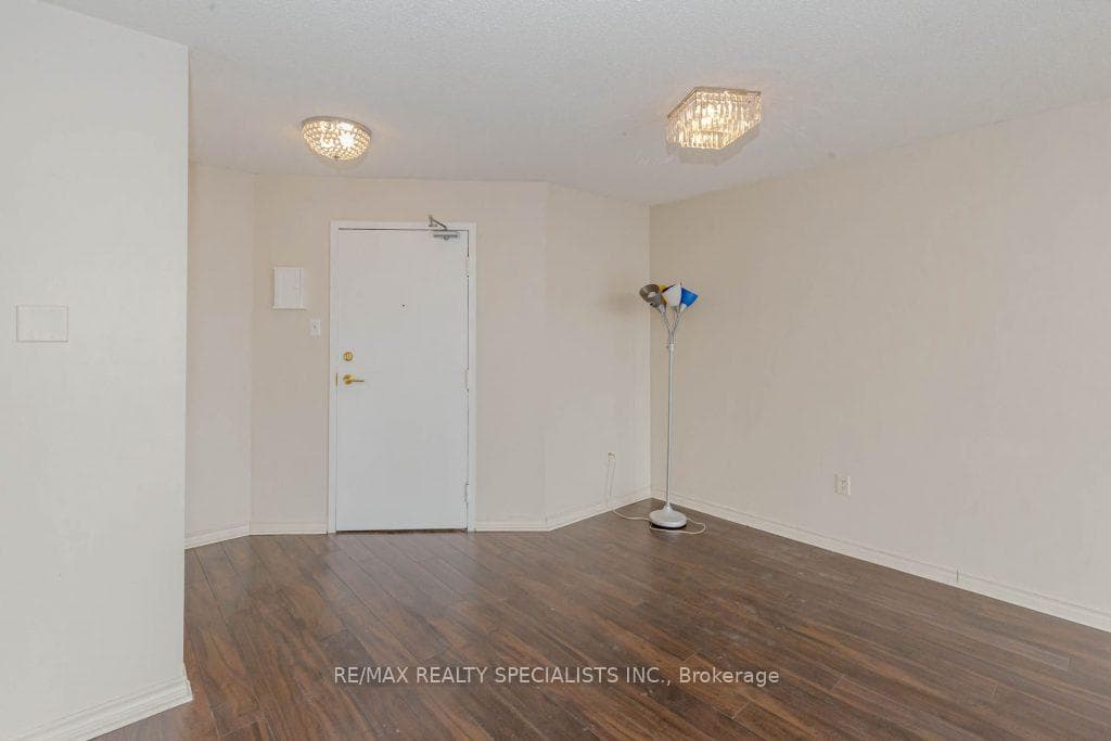 4205 SHIPP Drive Unit 2203 photo 8
