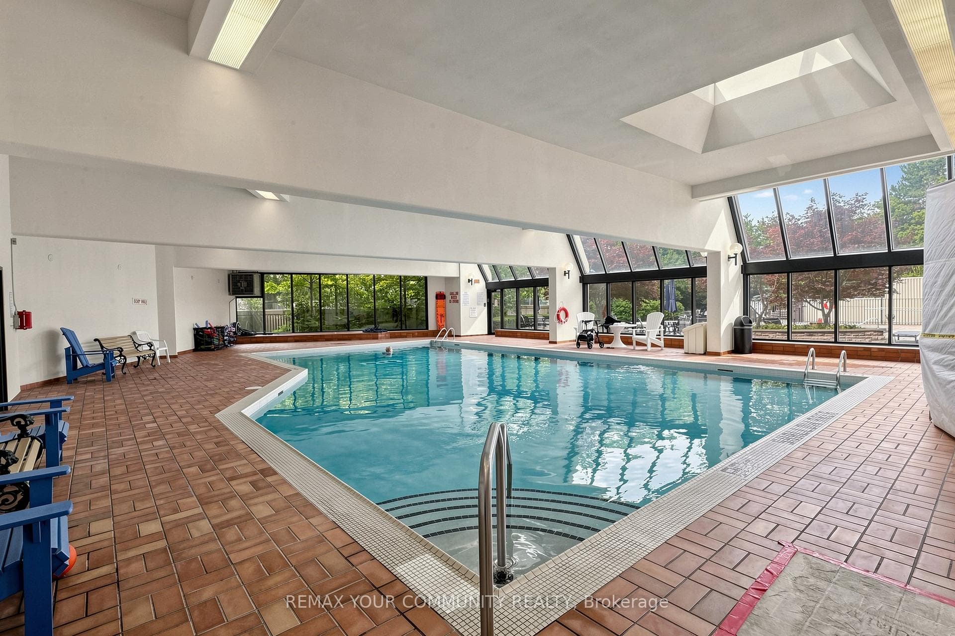 5444 Yonge Street Unit 1609 photo 41