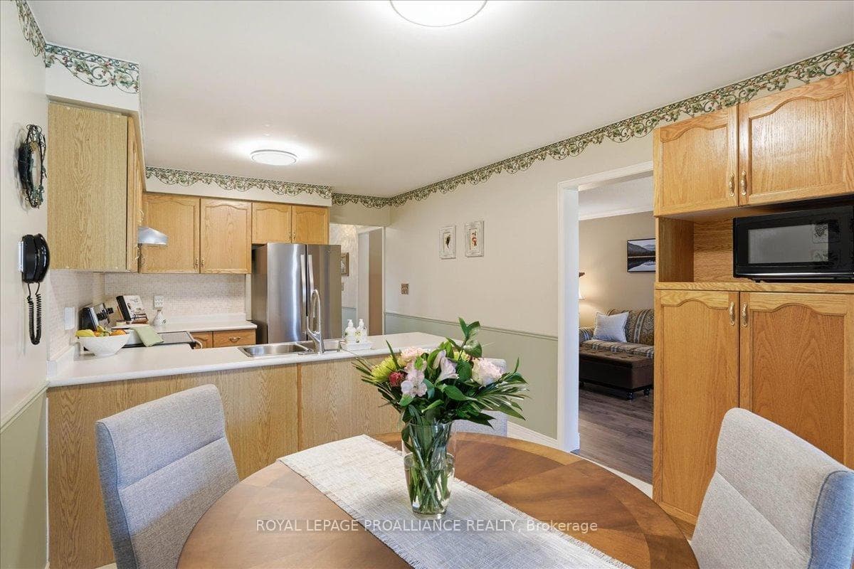 10 Fieldcrest Avenue photo 32
