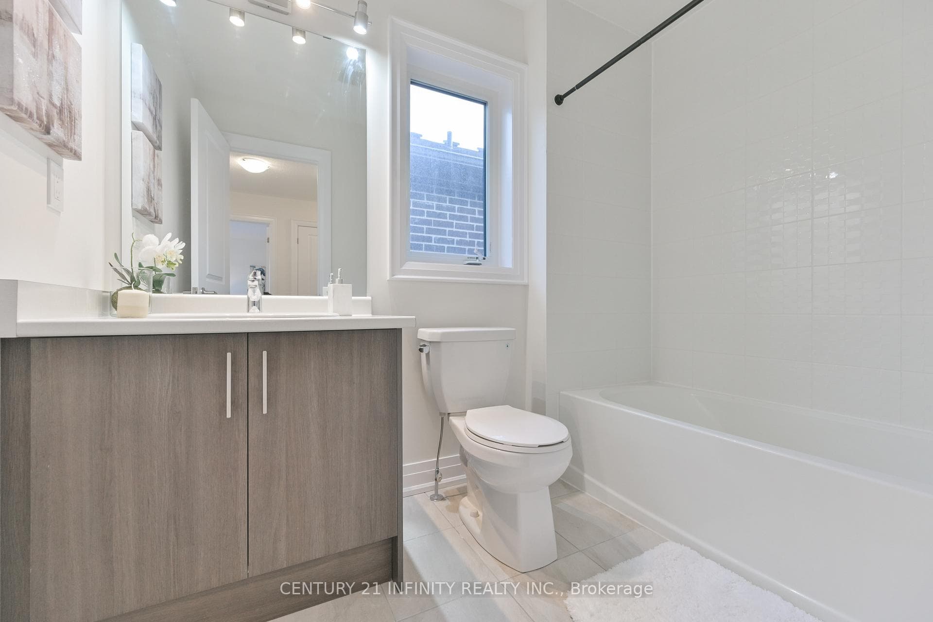 10 Hoad Street photo 28