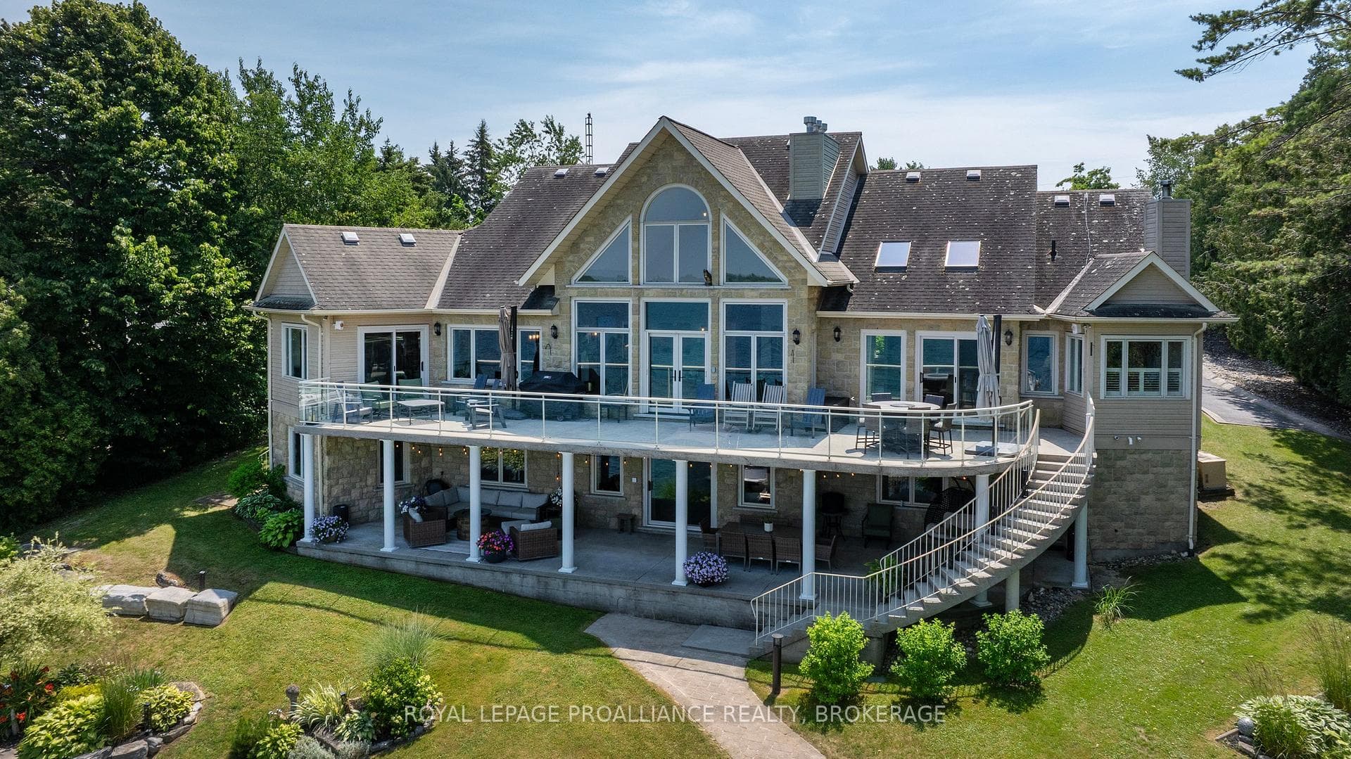 31 Leavis Shores N/A photo 3