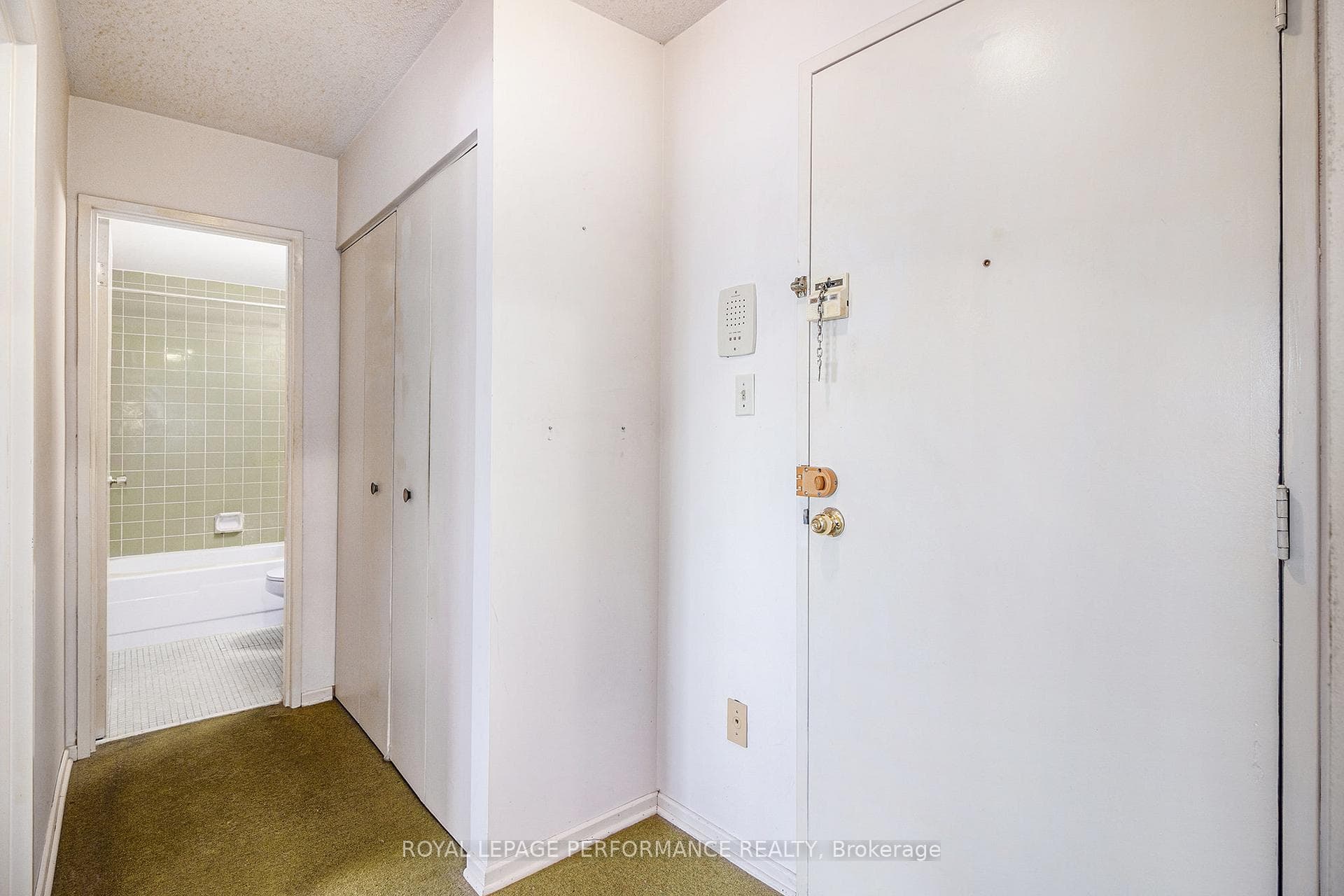 2044 Arrowsmith Drive Unit 204A photo 16