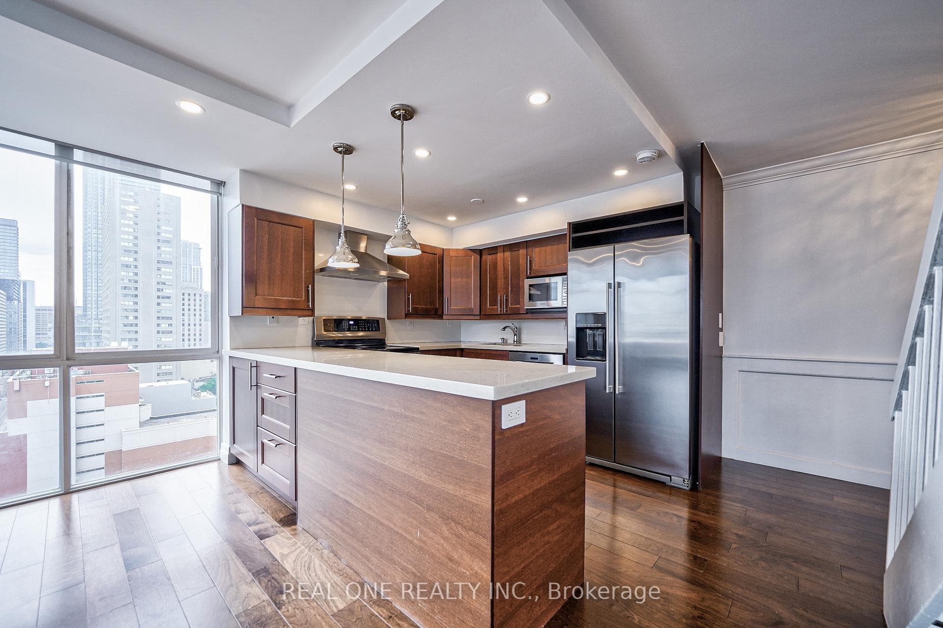 86 Gerrard Street Unit 14D photo 9