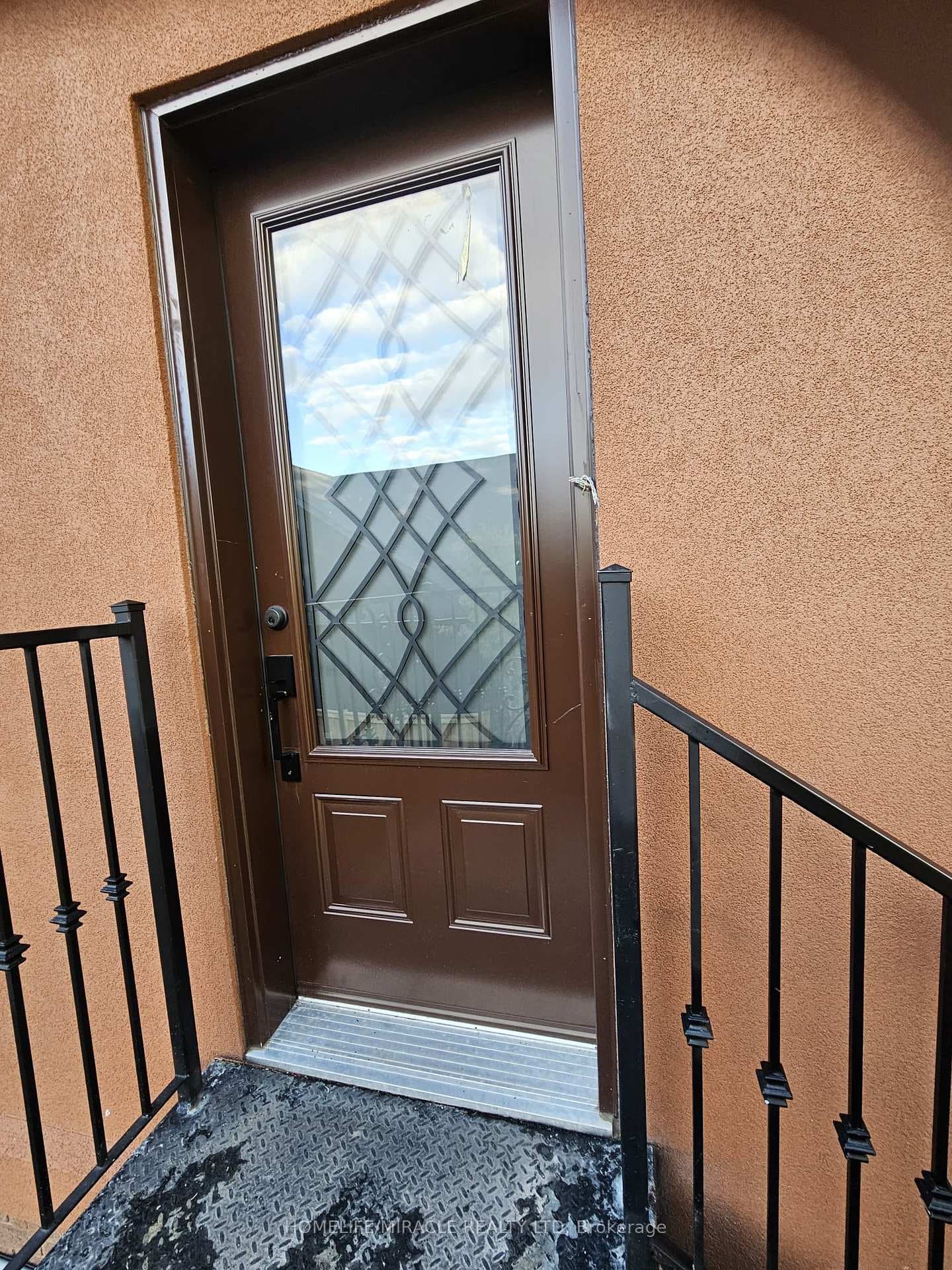 59 Centre Road Unit A photo 12