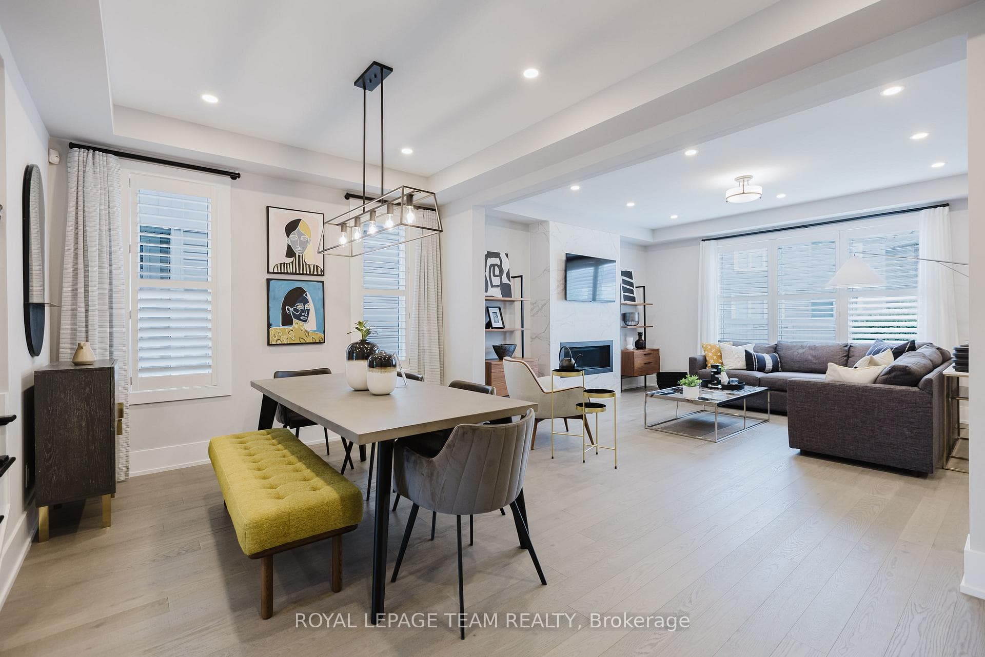 Photo provided to showcase builders finishes only.