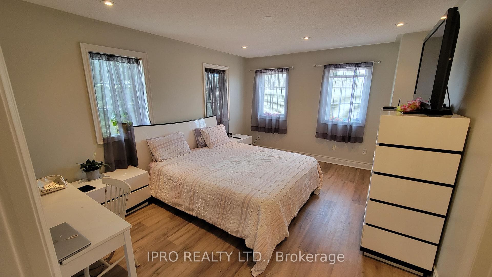 70 Ochalski Road photo 13