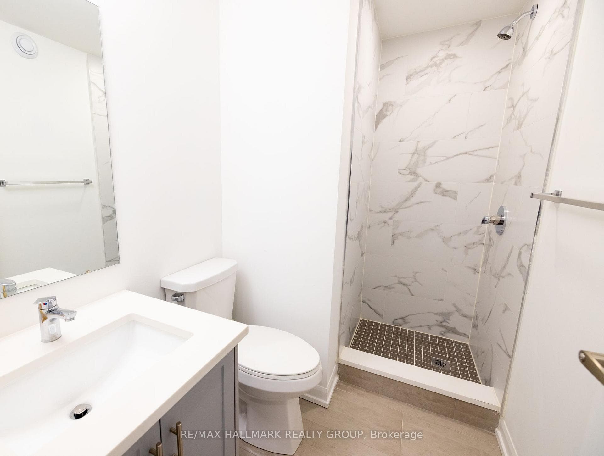 Main Floor Bathroom
