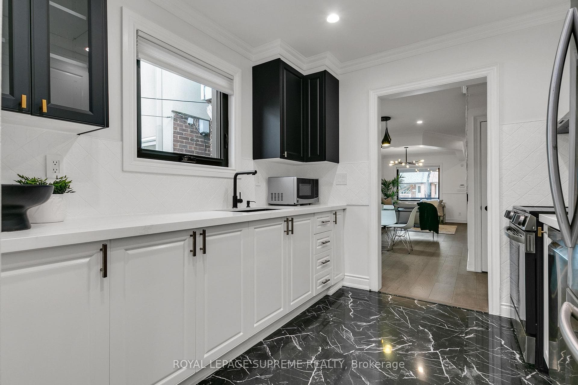 112 Rosethorn Avenue photo 12