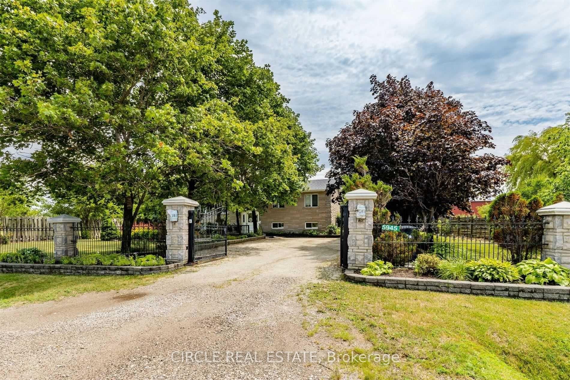 5945 King Street photo 44