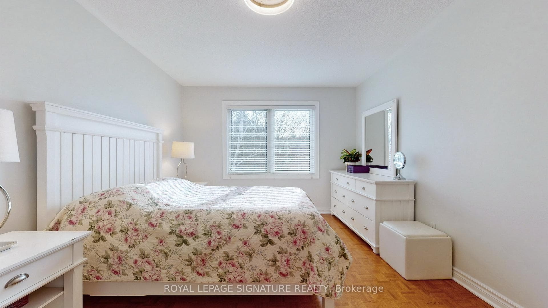 30 Knole Haven Drive Unit Upper photo 21