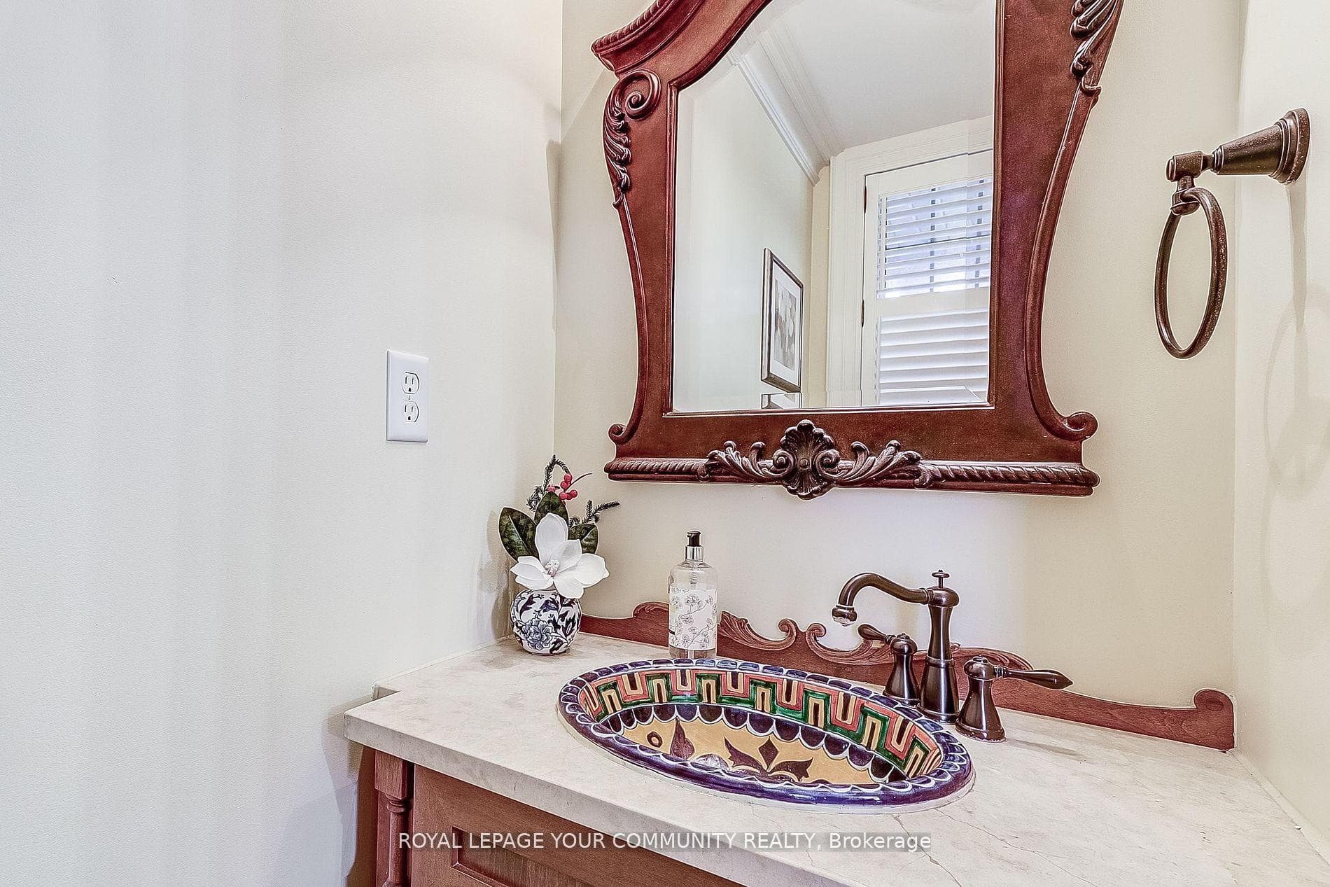 42 O'Shea Crescent photo 5