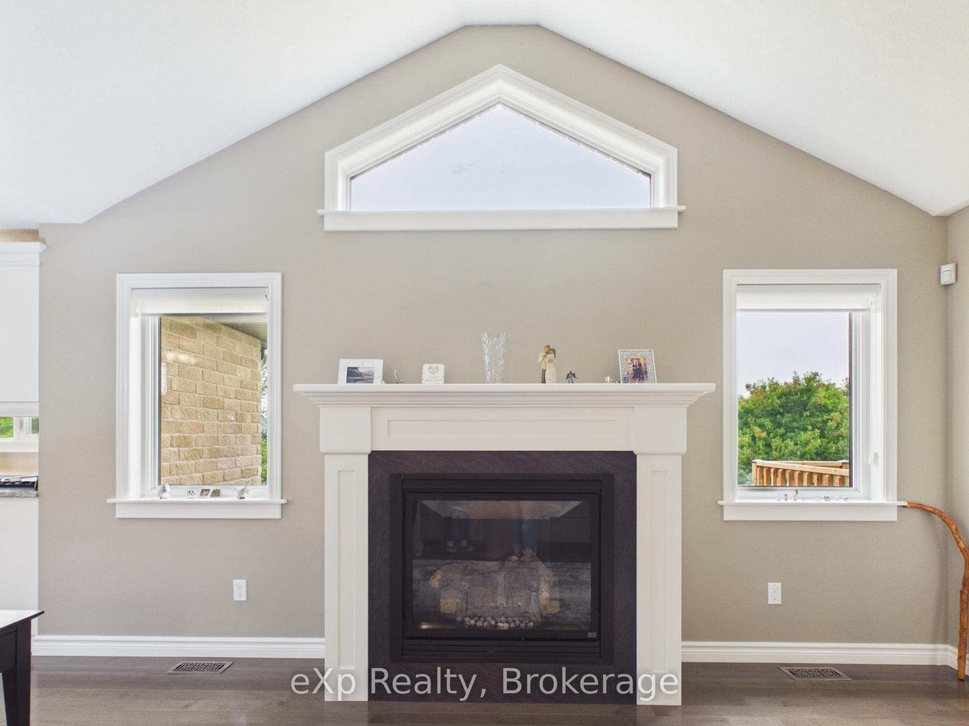 207 Edmund Street photo 18