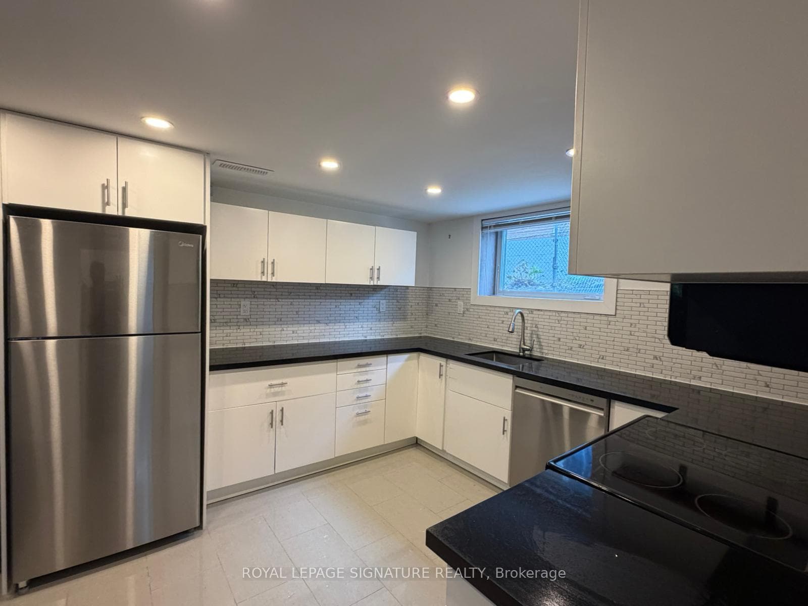 9 Fieldway Drive photo 1