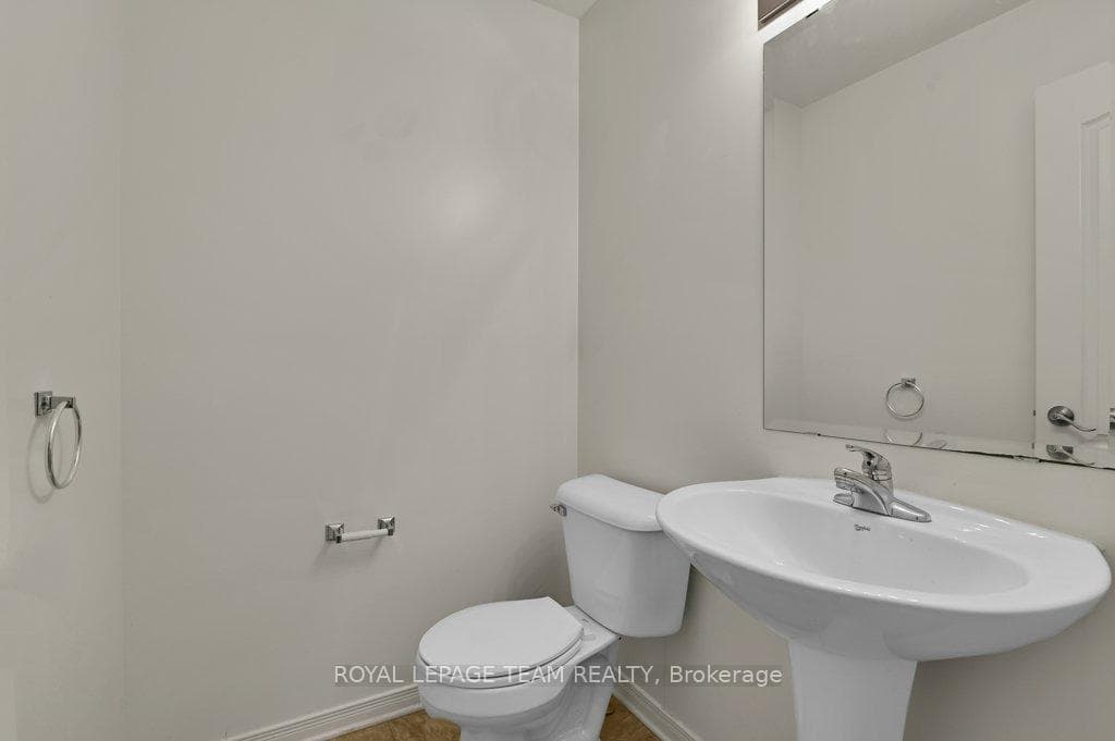 147 Sorento Street photo 4