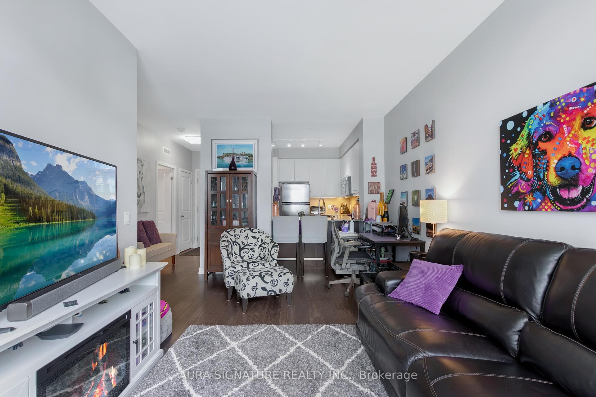 8 Fieldway Road Unit 612 photo 17