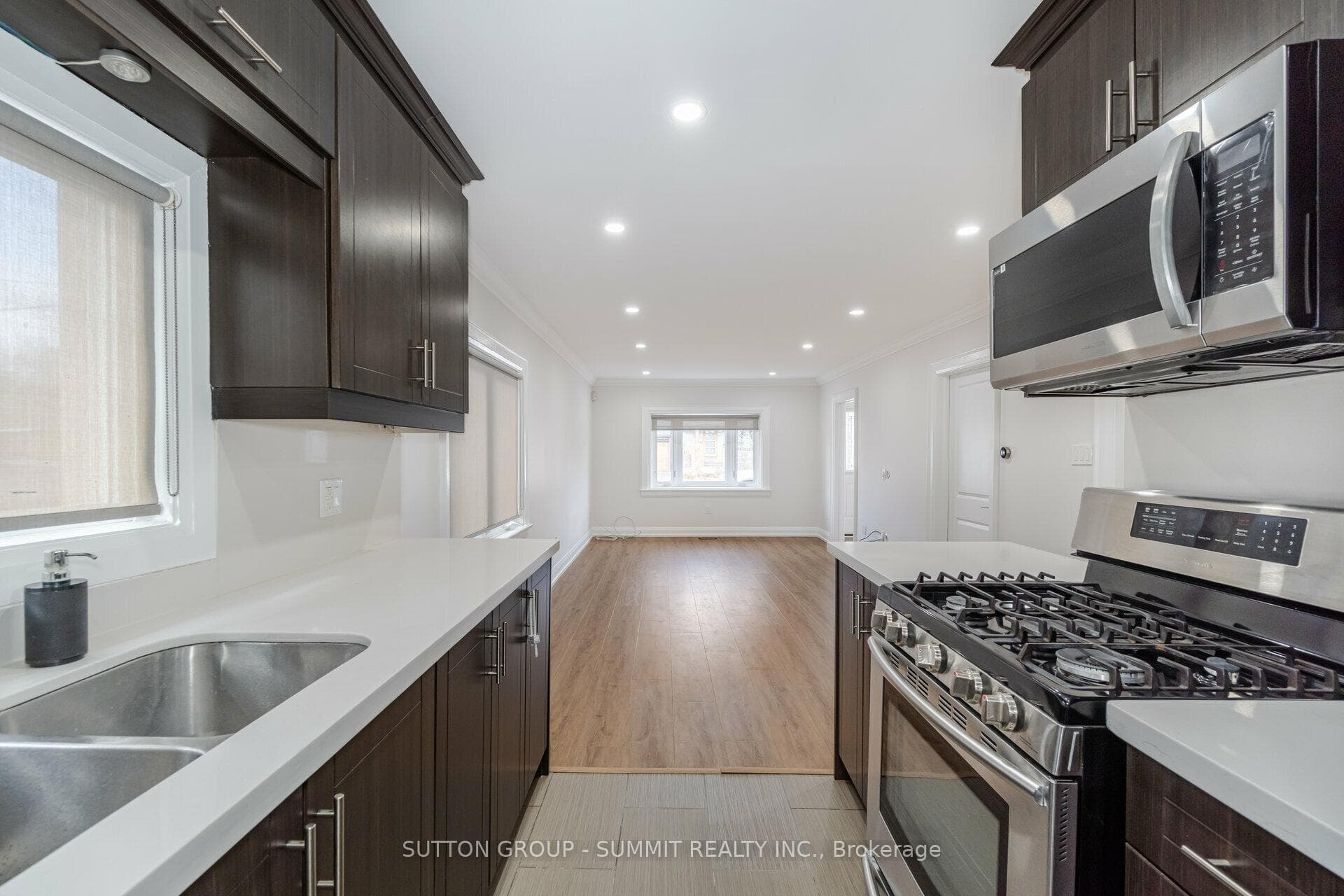 52 Troy Street photo 21
