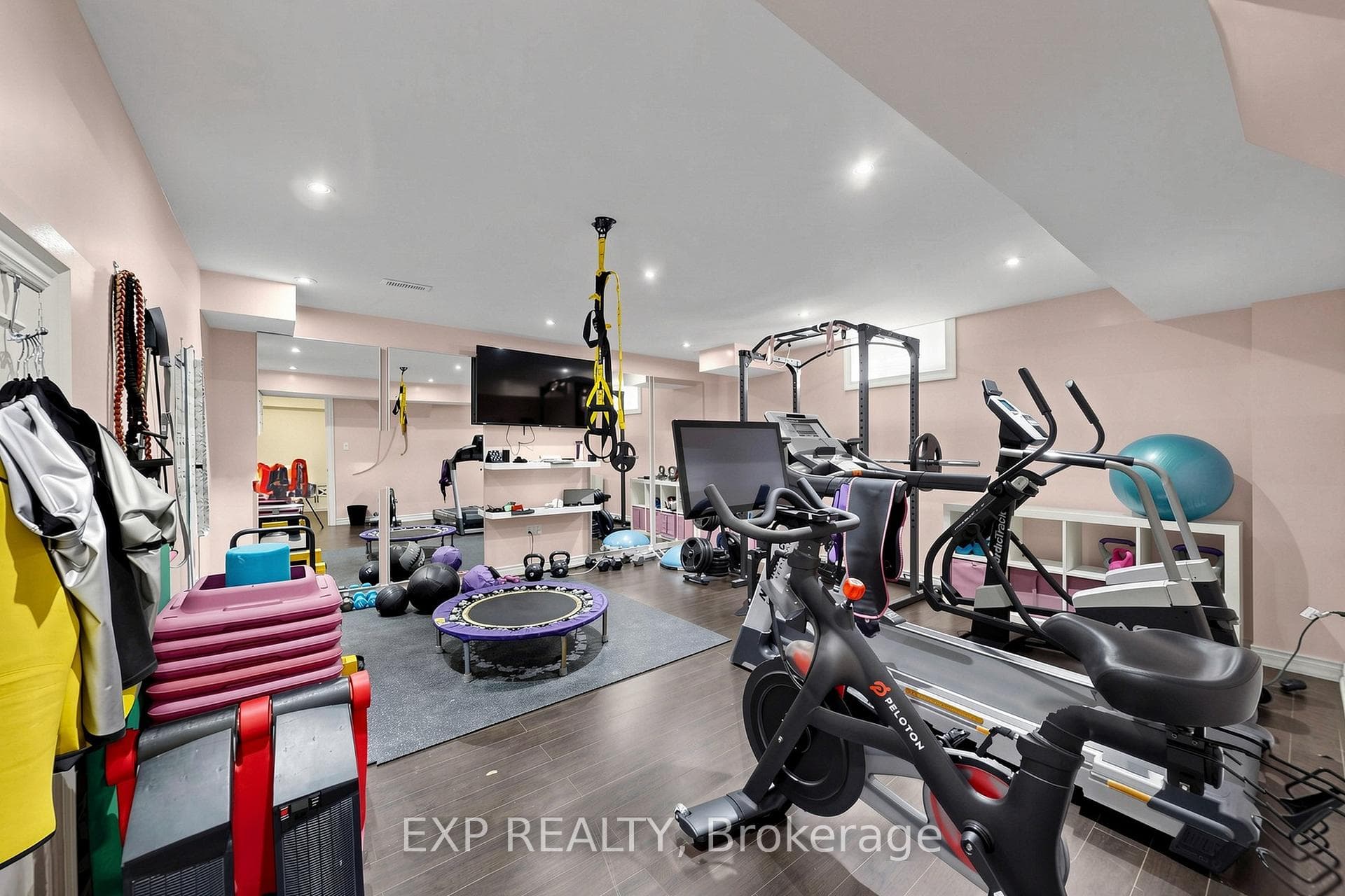 1865 Woodview Avenue Unit Bsmt photo 24