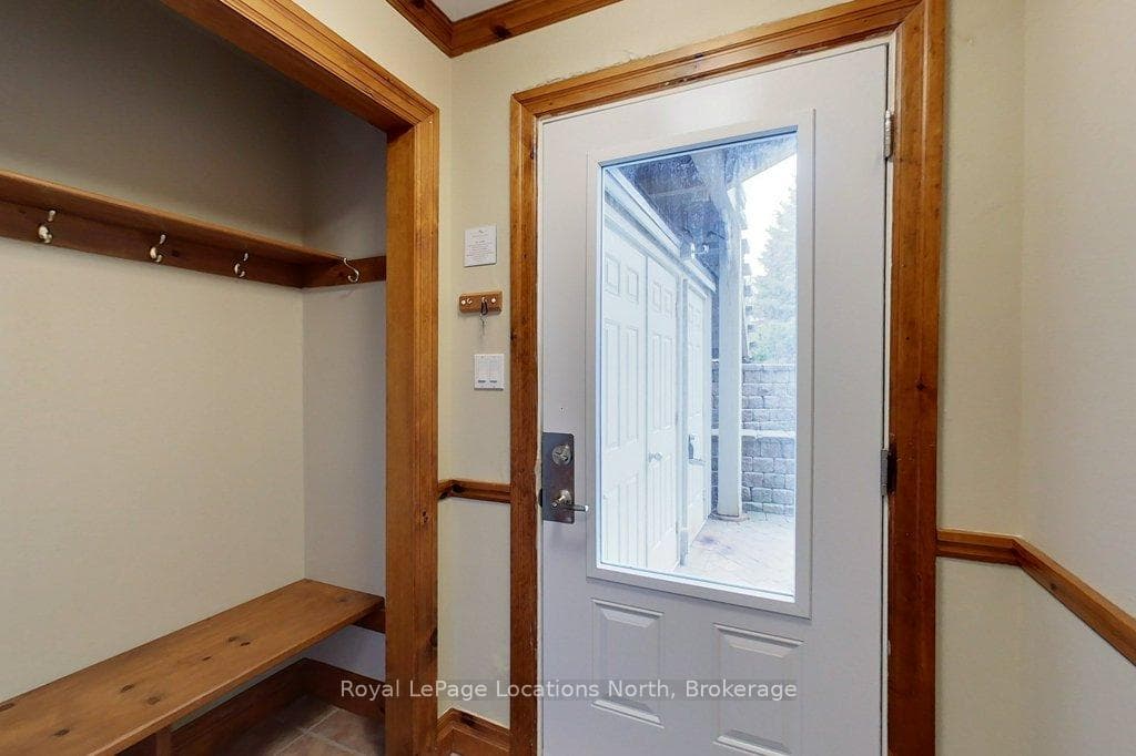 184 Snowbridge Way Unit 109 photo 21