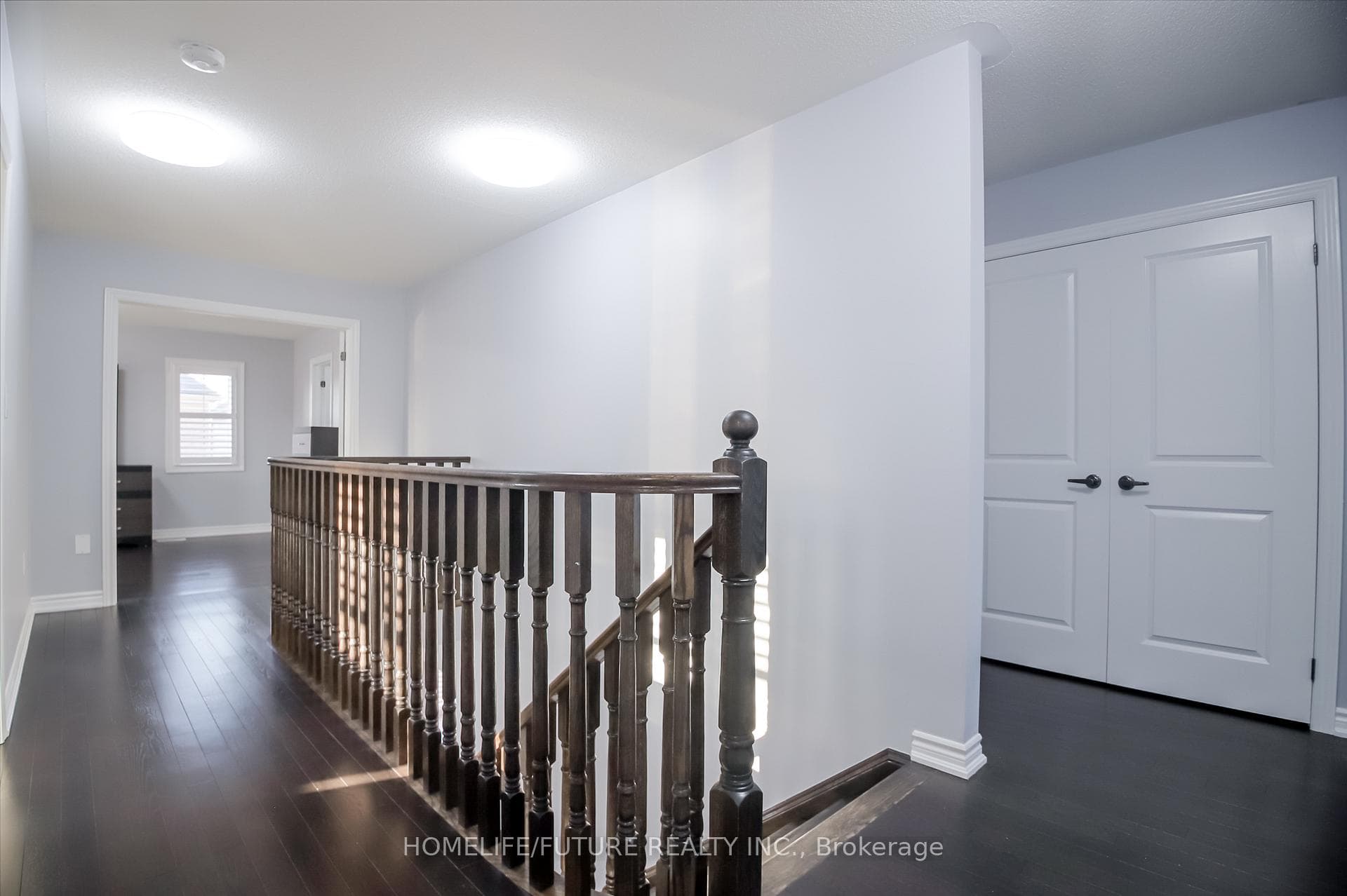 140 Ronald Hooper Avenue photo 44