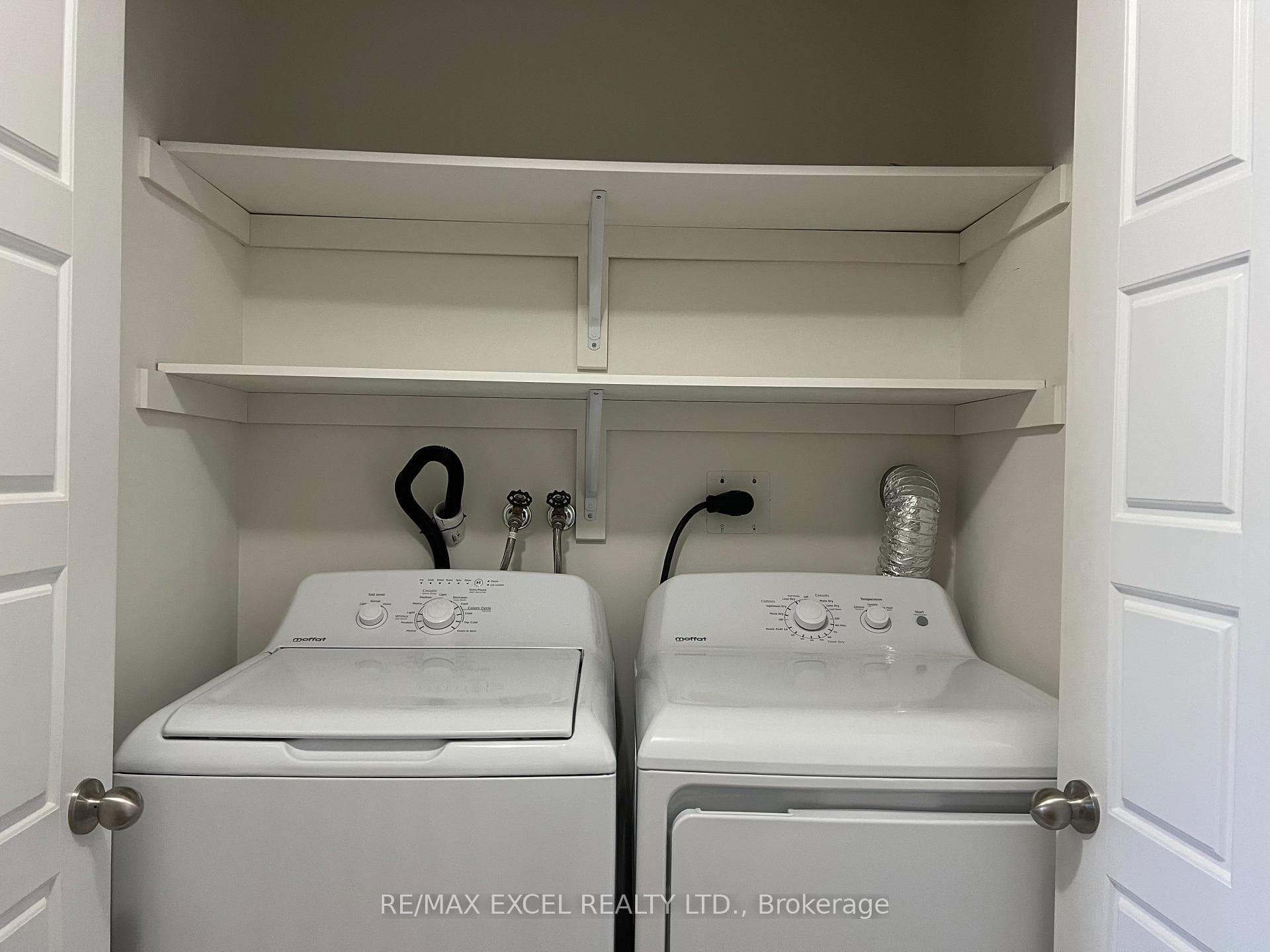 251 Vivant Street photo 12