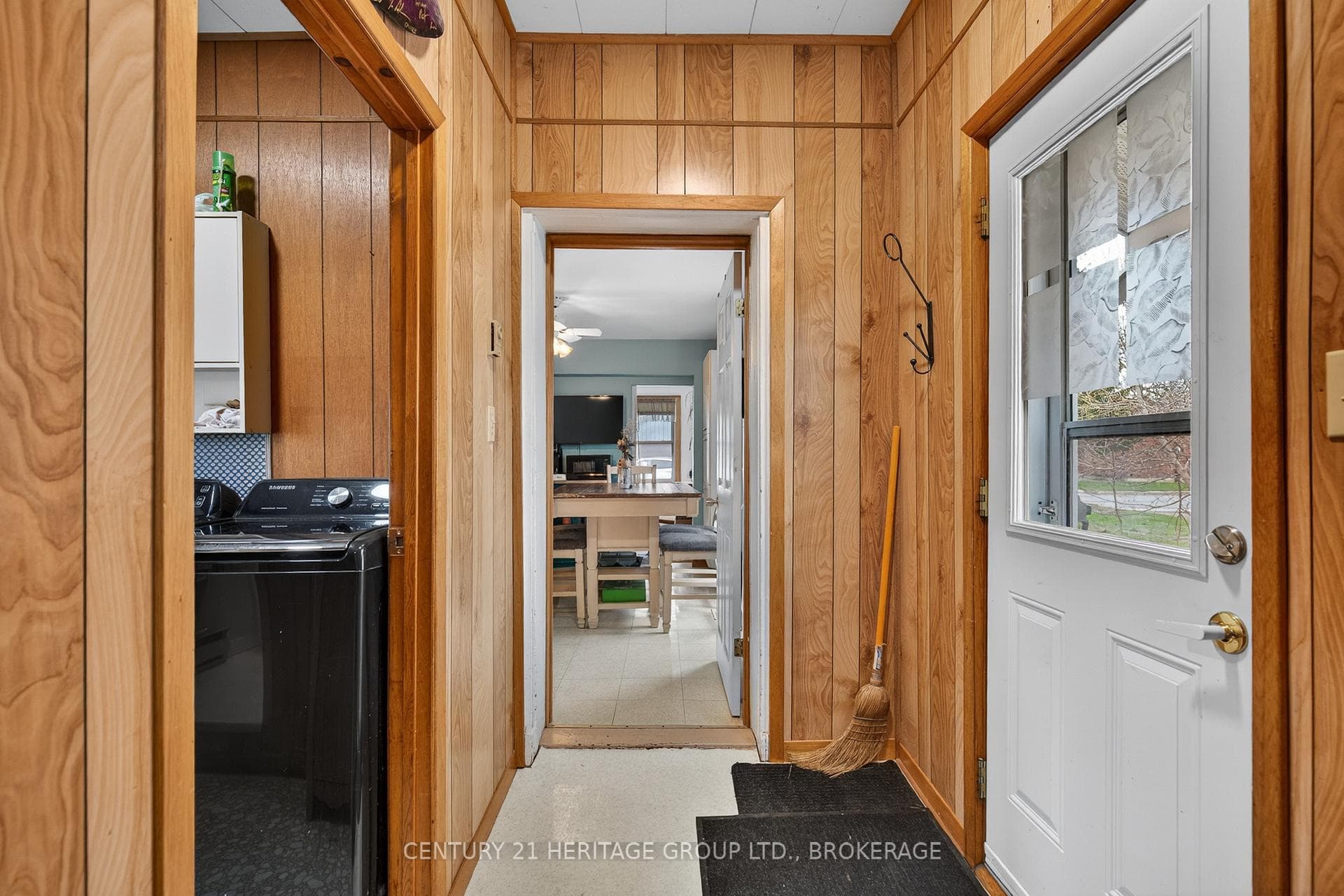 4 Gilbert Street photo 15