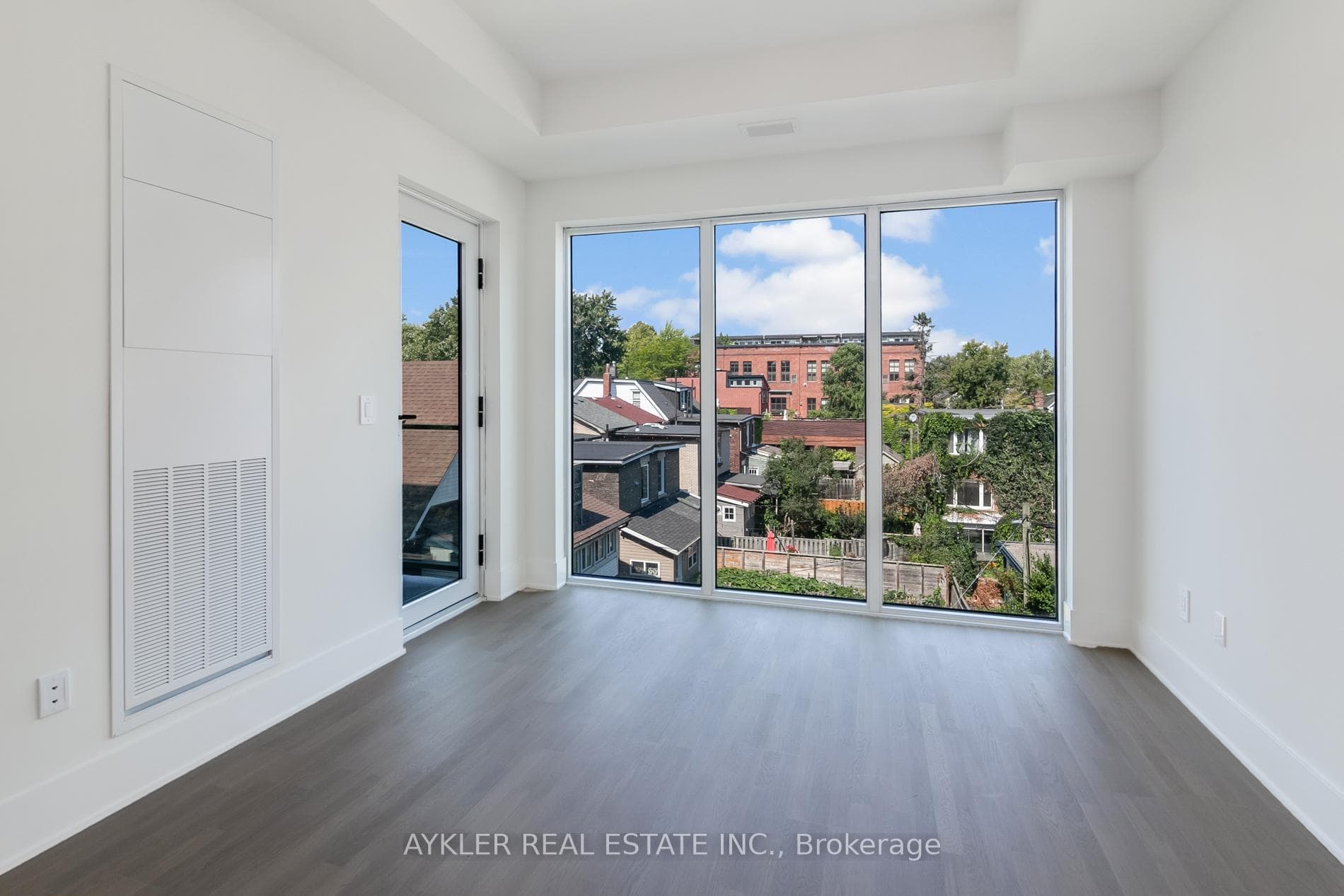 495 Logan Avenue Unit 306 photo 8
