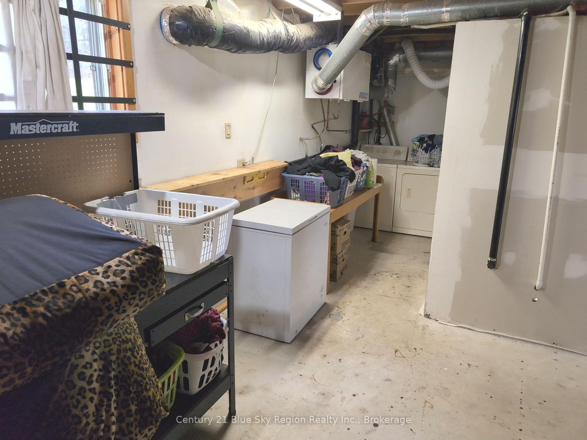 556 Genesee Lake Road photo 40