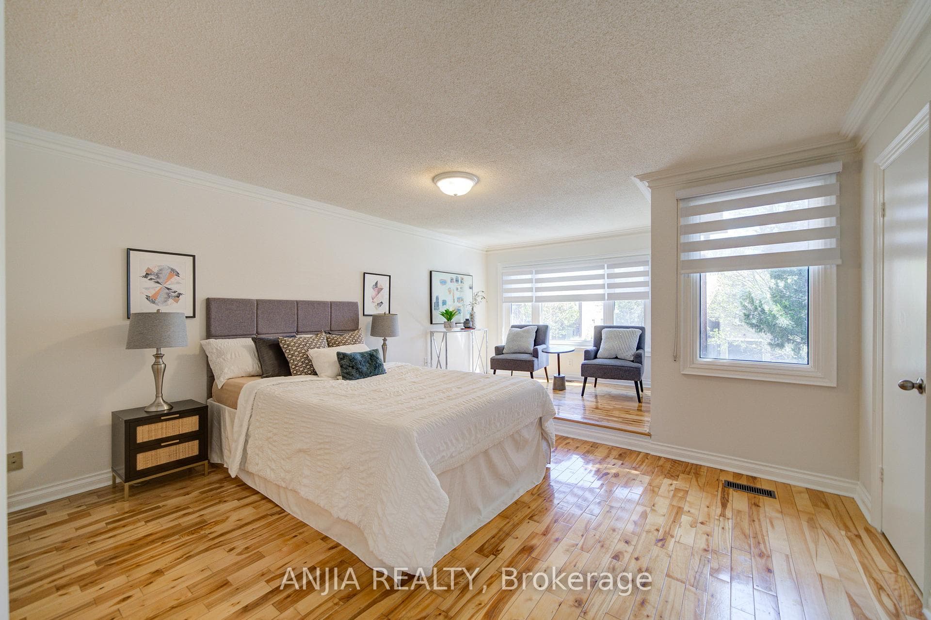 78 Baywood Court photo 27