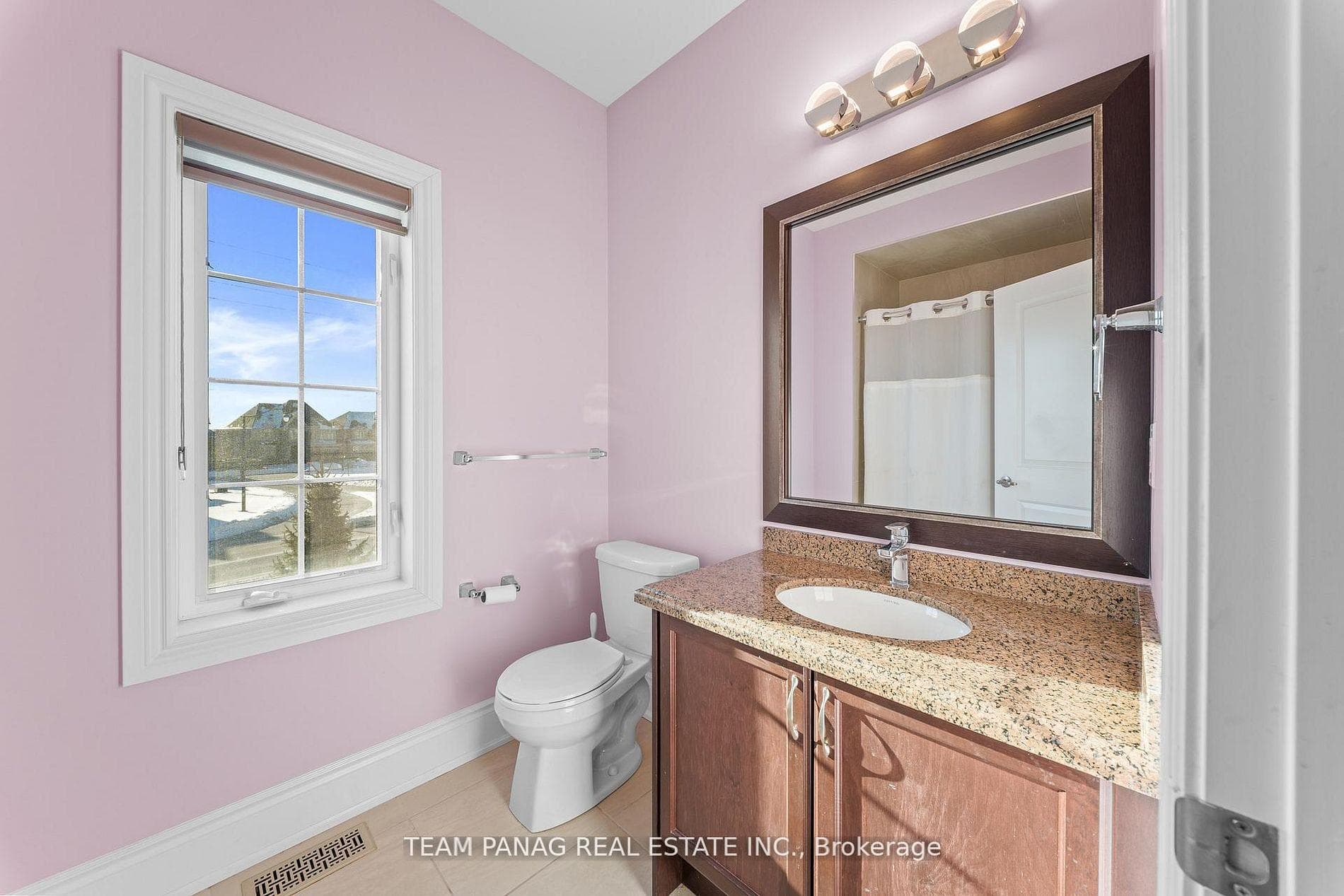 26 Adonis Close photo 31