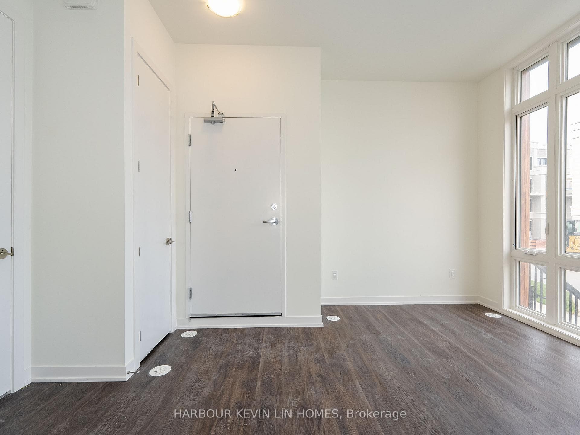 8 David Eyer Road Unit 1217 photo 8
