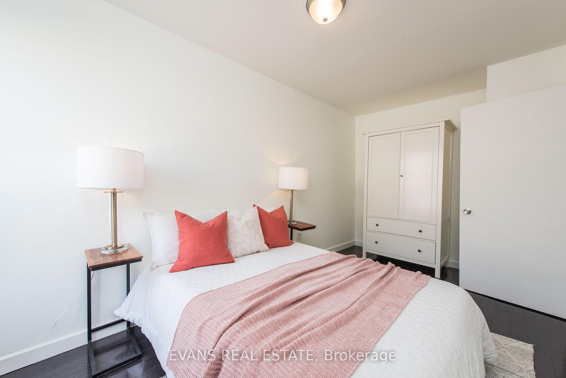 19 - 24 Reid Dr