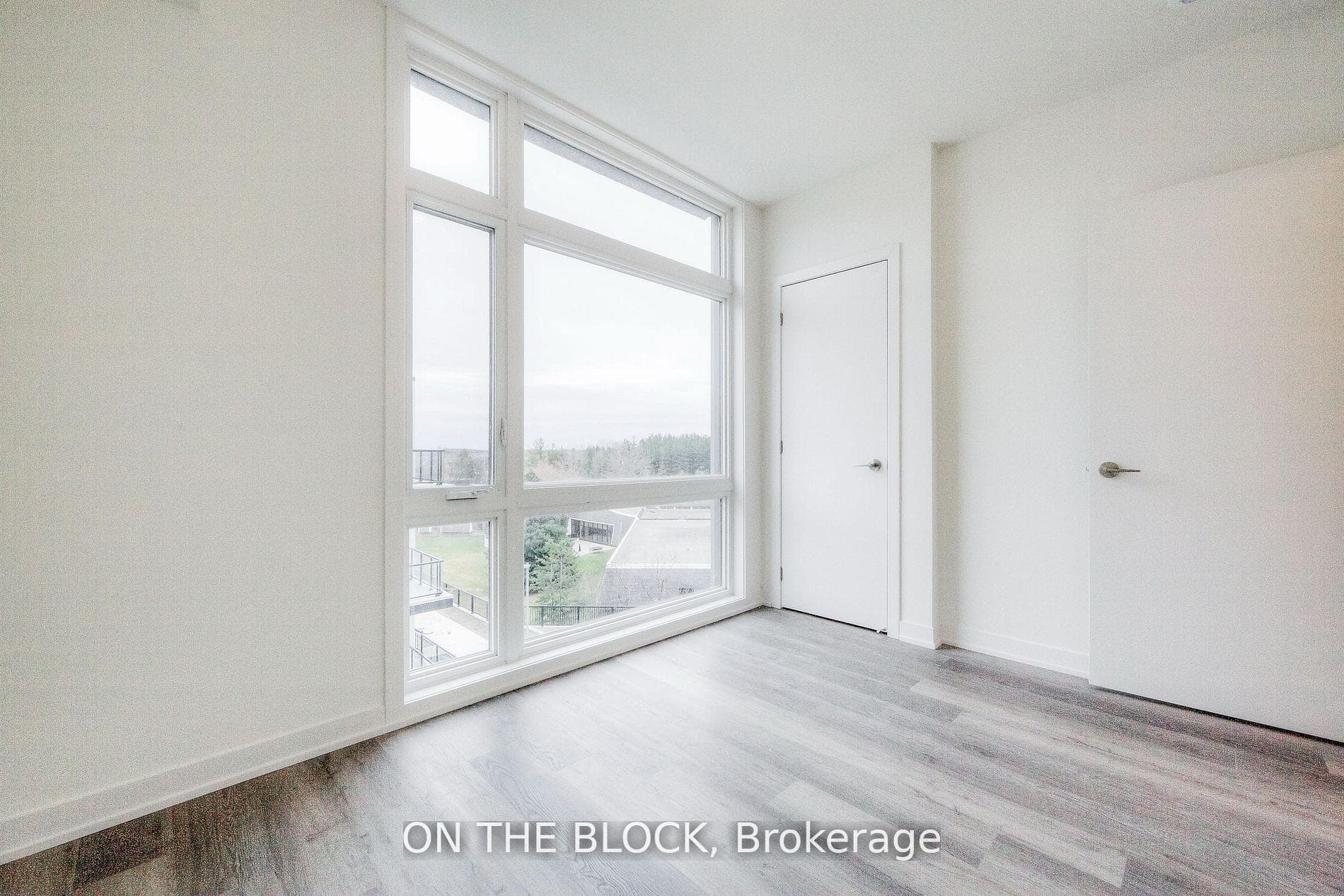 15 David Eyer Road Unit 1415 photo 19